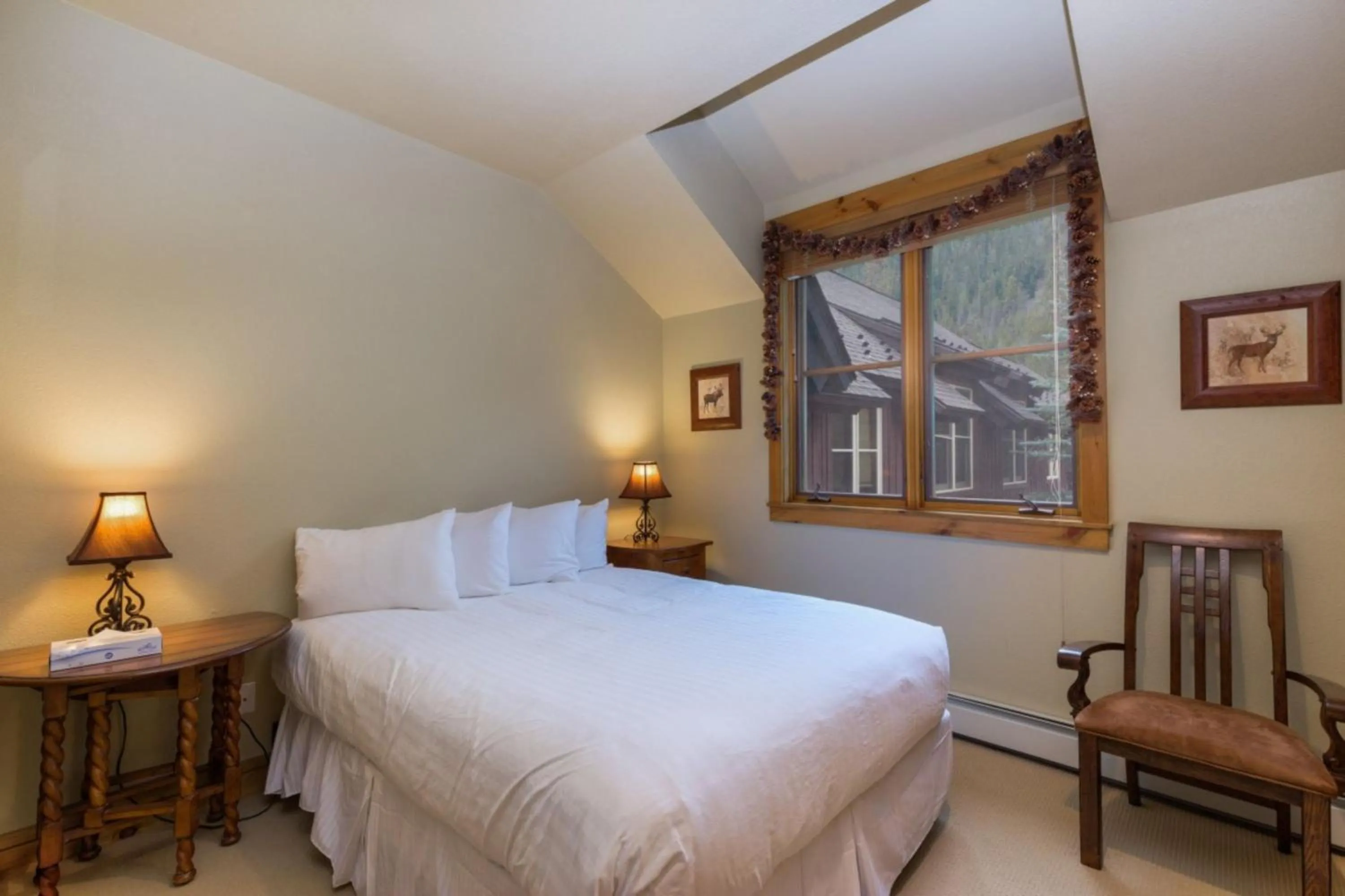 Bedroom, Bed in Ski Tip by Summit County Mountain Retreats