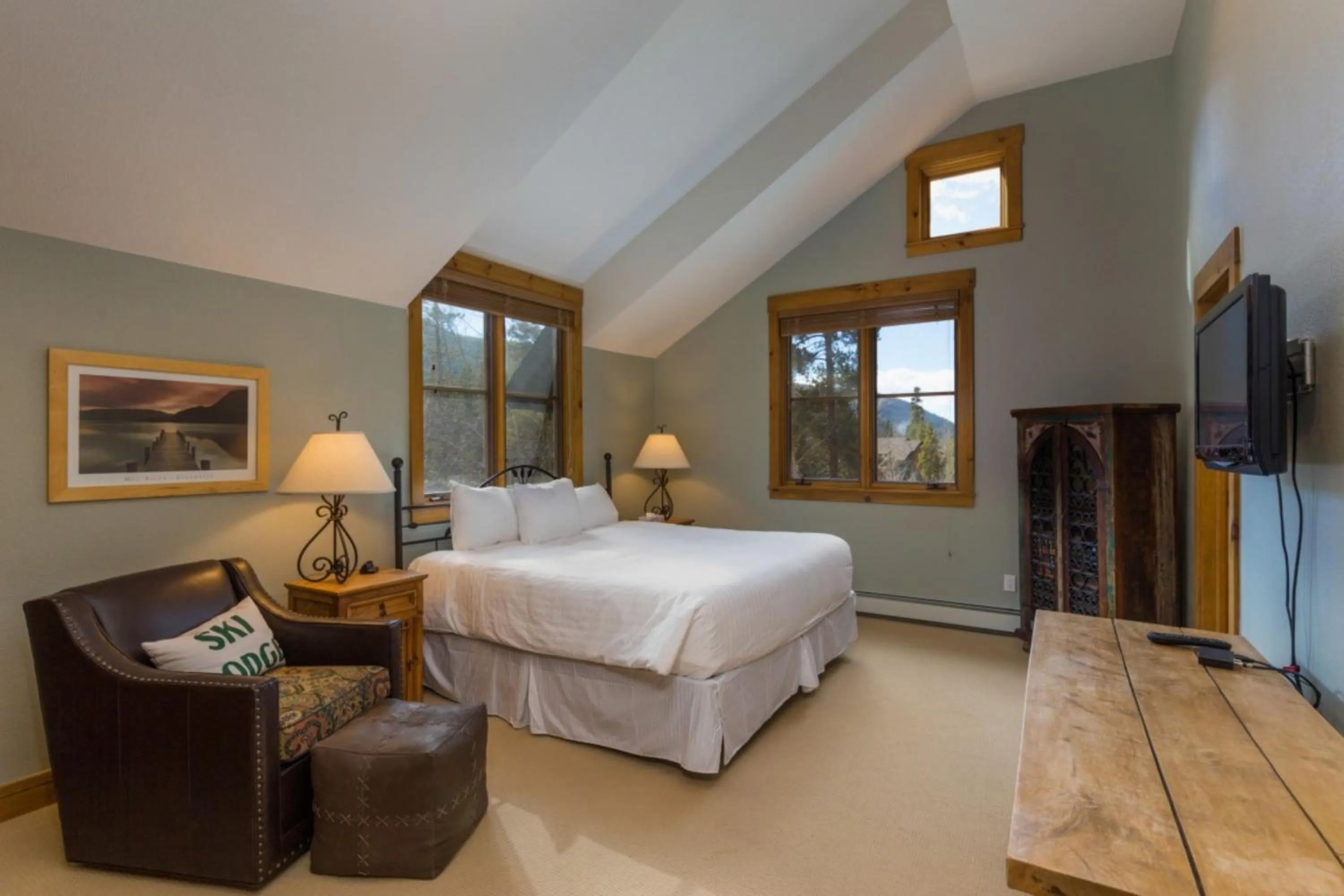 Bedroom, Bed in Ski Tip by Summit County Mountain Retreats