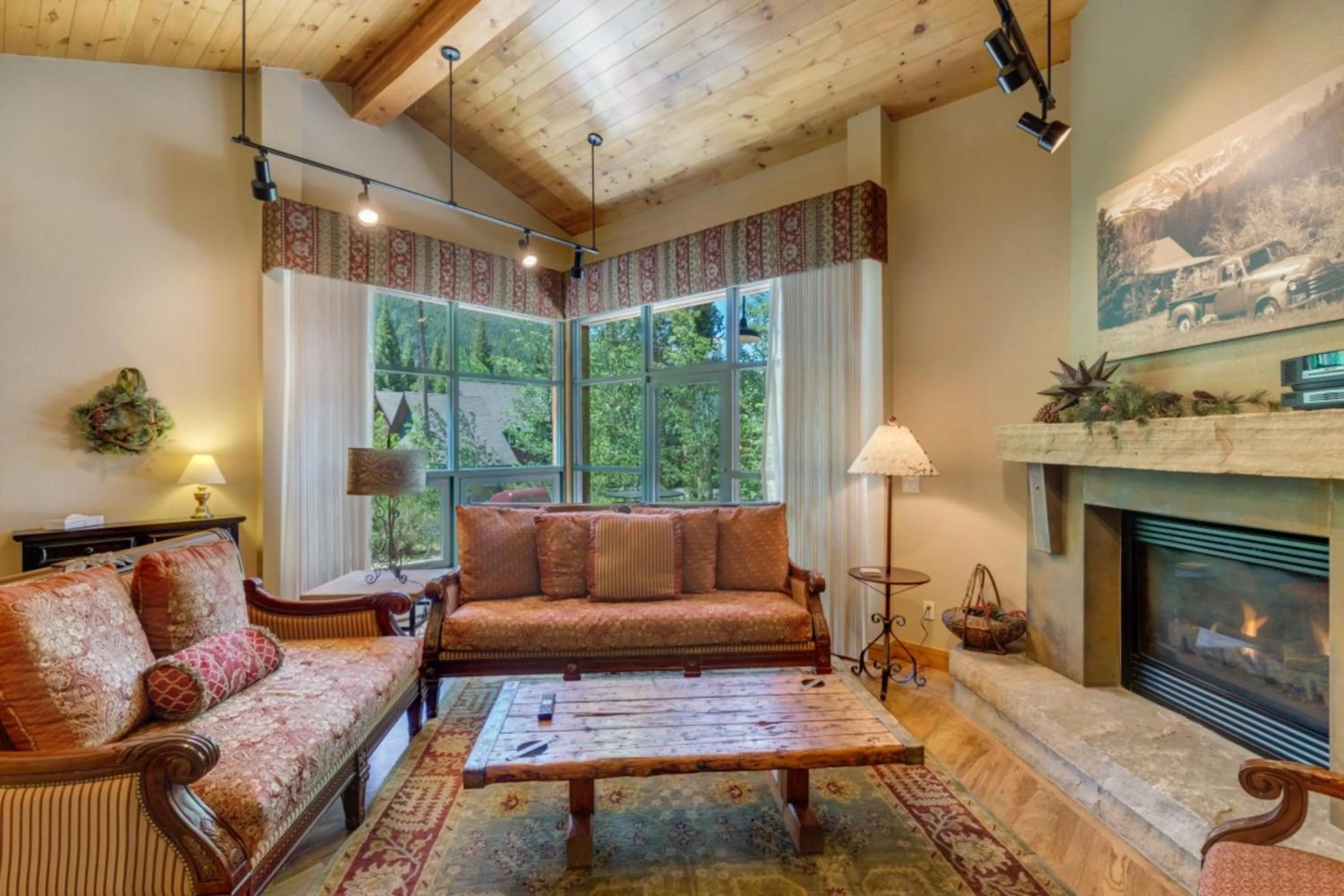 Living room in Ski Tip by Summit County Mountain Retreats