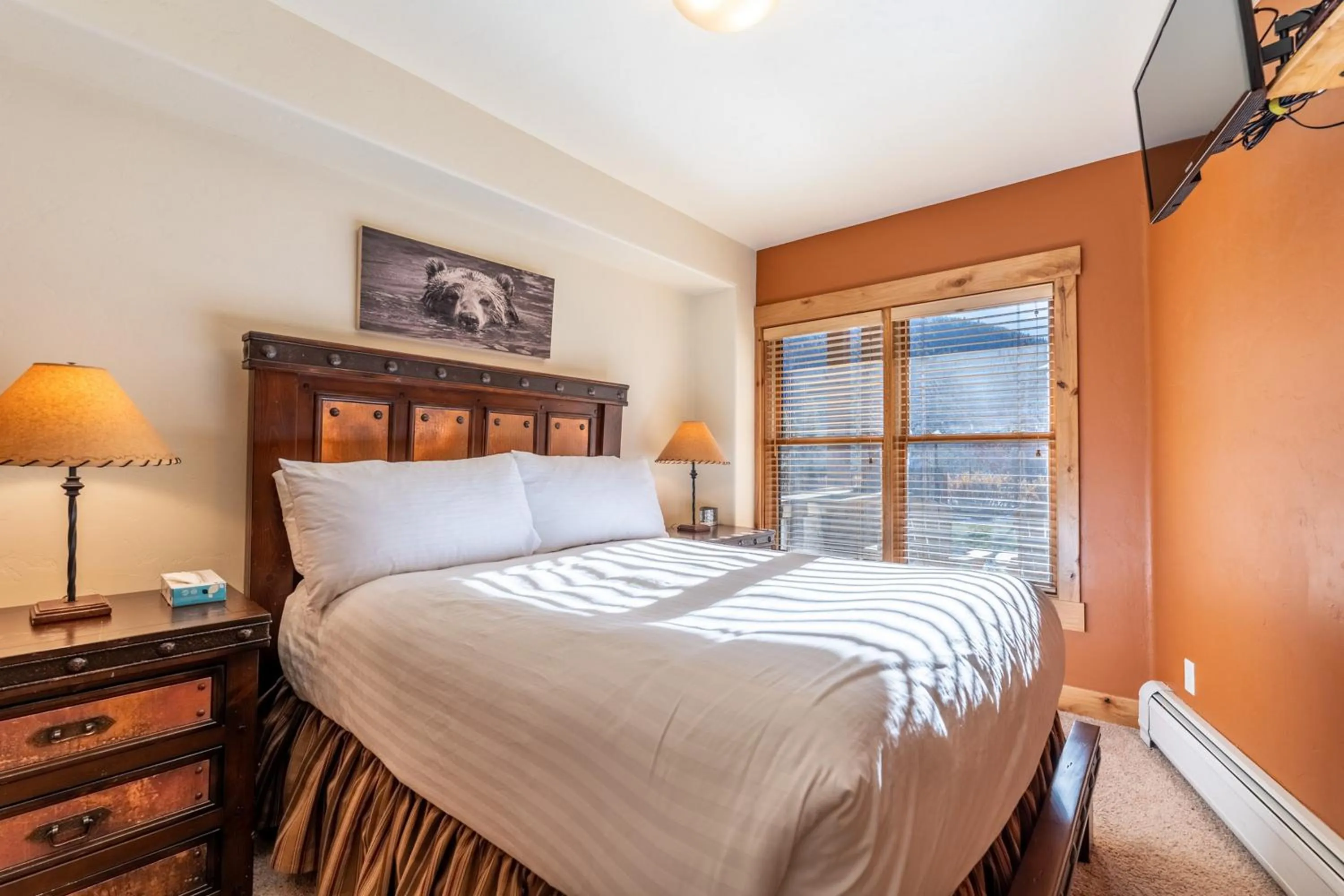 Bedroom, Bed in Tenderfoot Lodge by Summit County Mountain Retreats