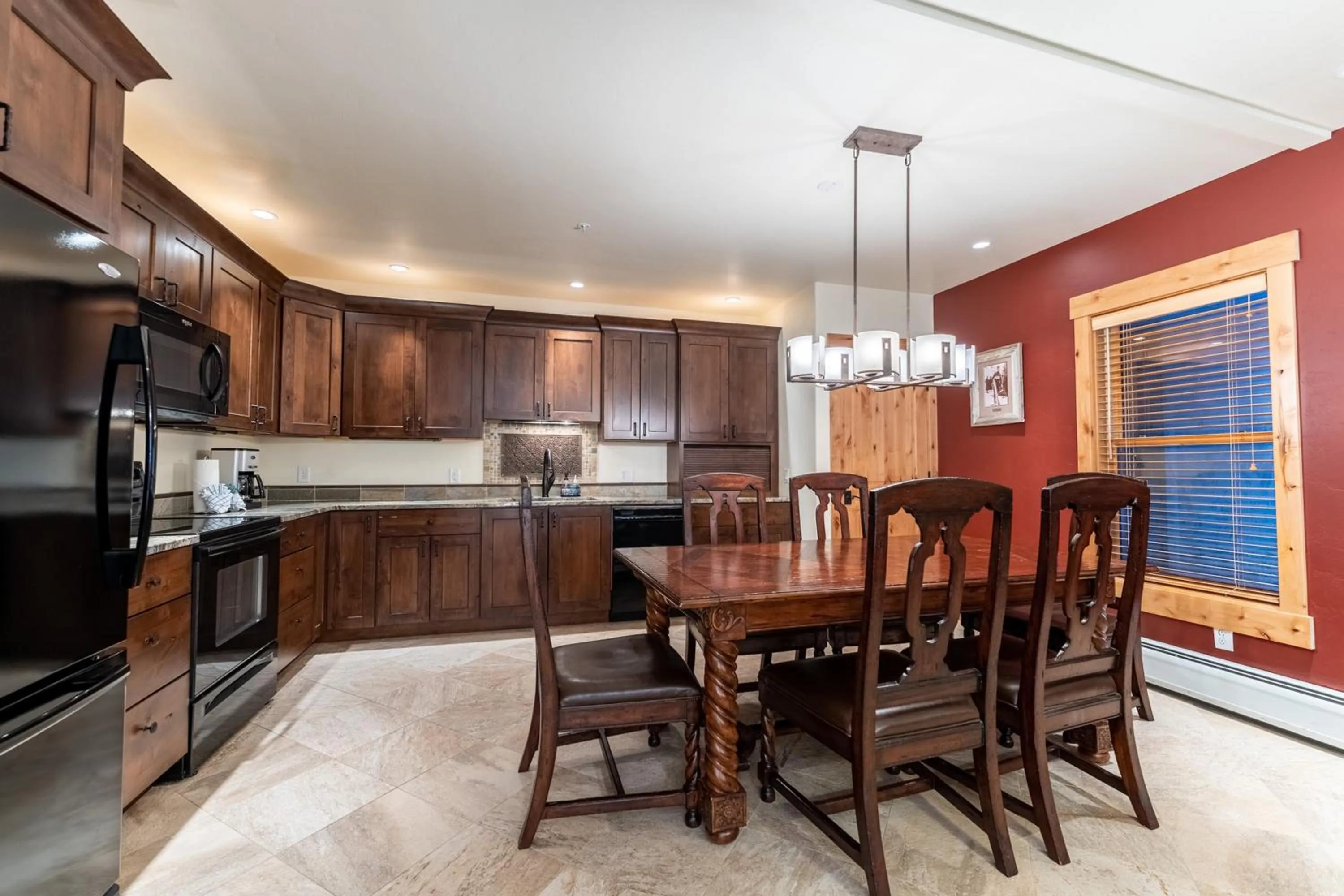 Kitchen or kitchenette in Tenderfoot Lodge by Summit County Mountain Retreats