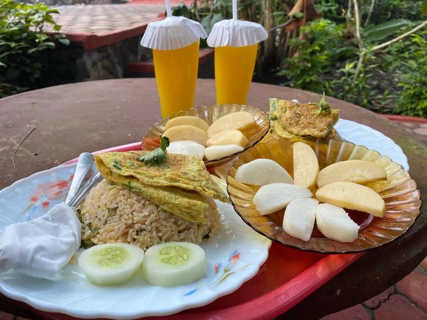 Breakfast in Villa Melanting