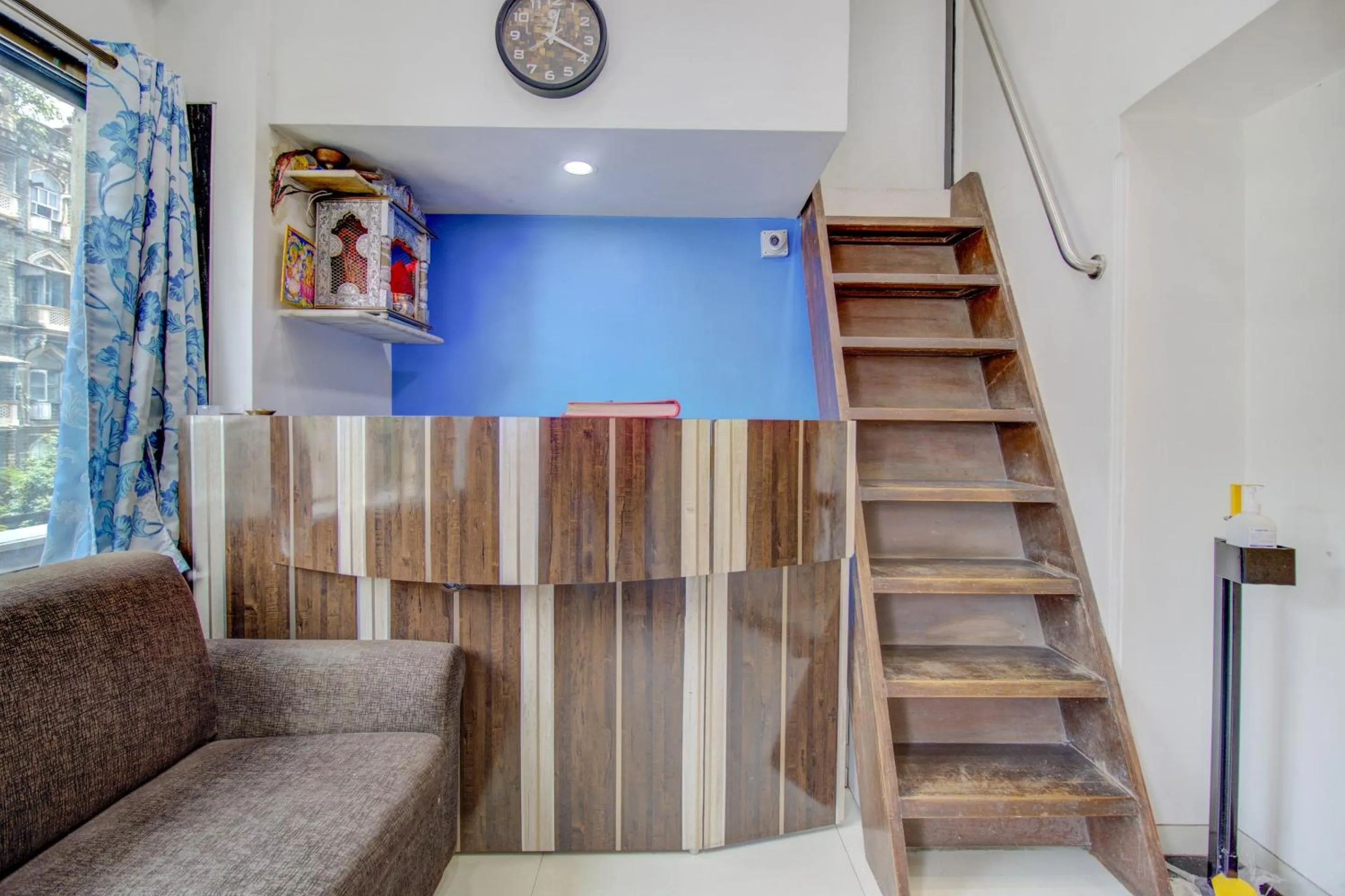 Lobby or reception in Hotel O Blue Light Near Gateway Of India Mumbai