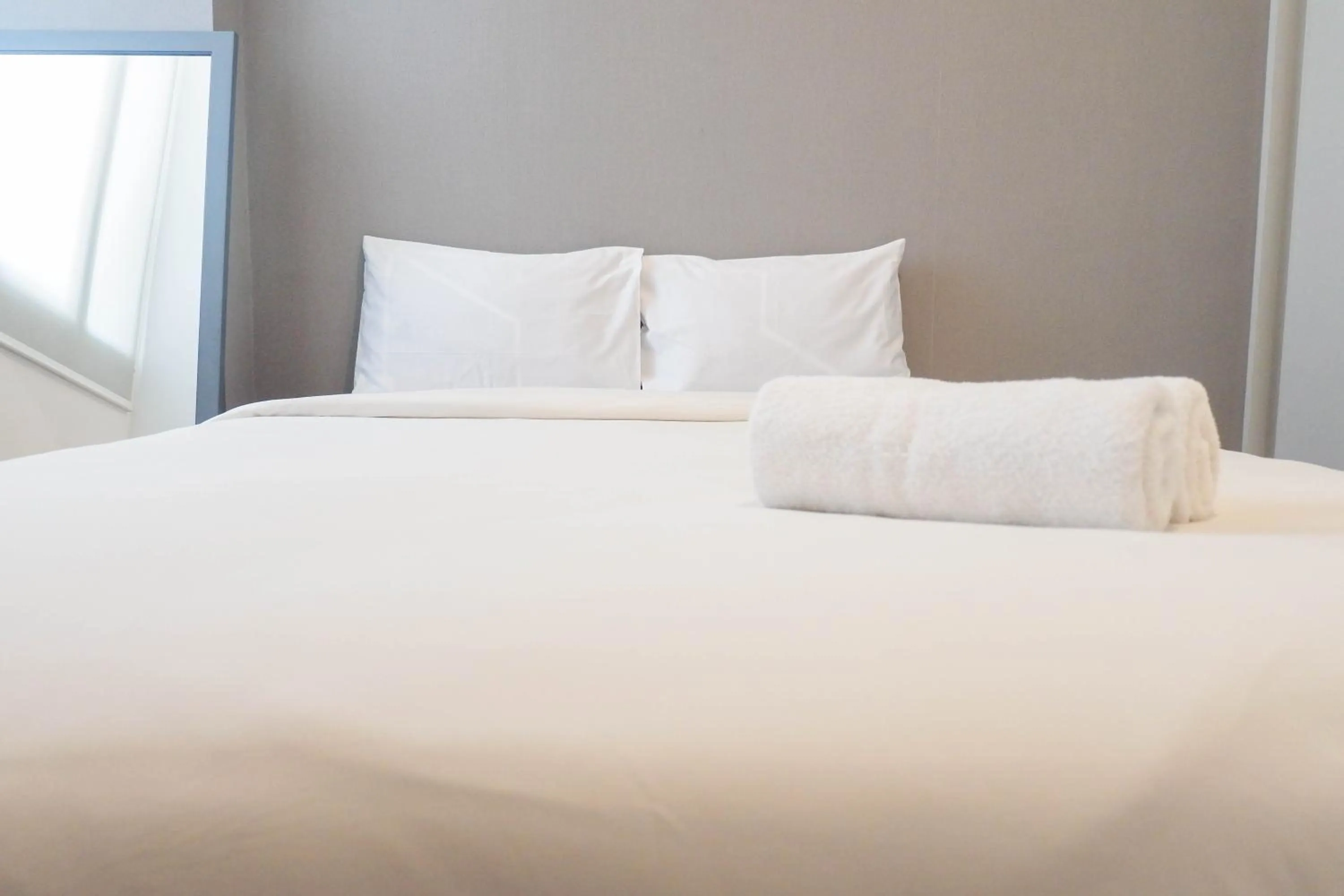 1BR Apartment The Linden Connected to Marvell City Mall By Travelio