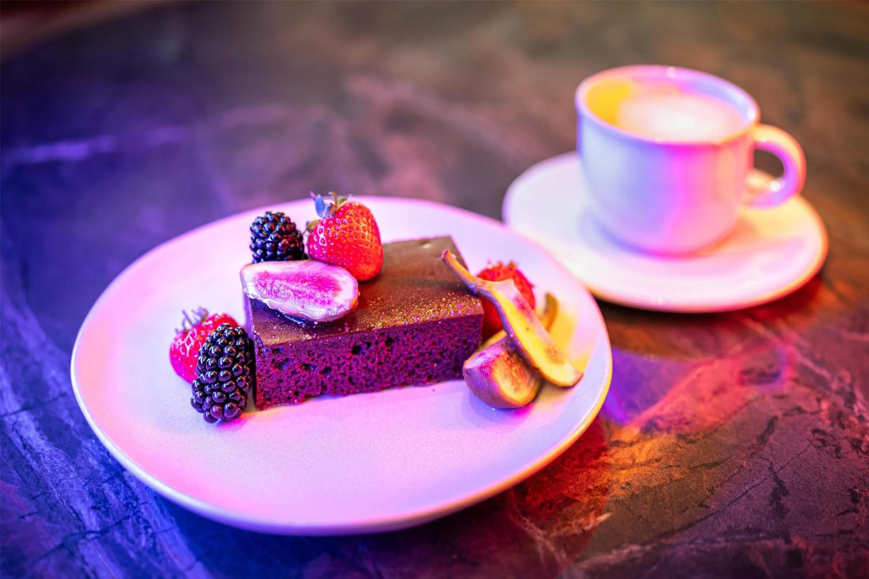 Food and drinks in Radisson Blu Media Harbour Hotel, Düsseldorf