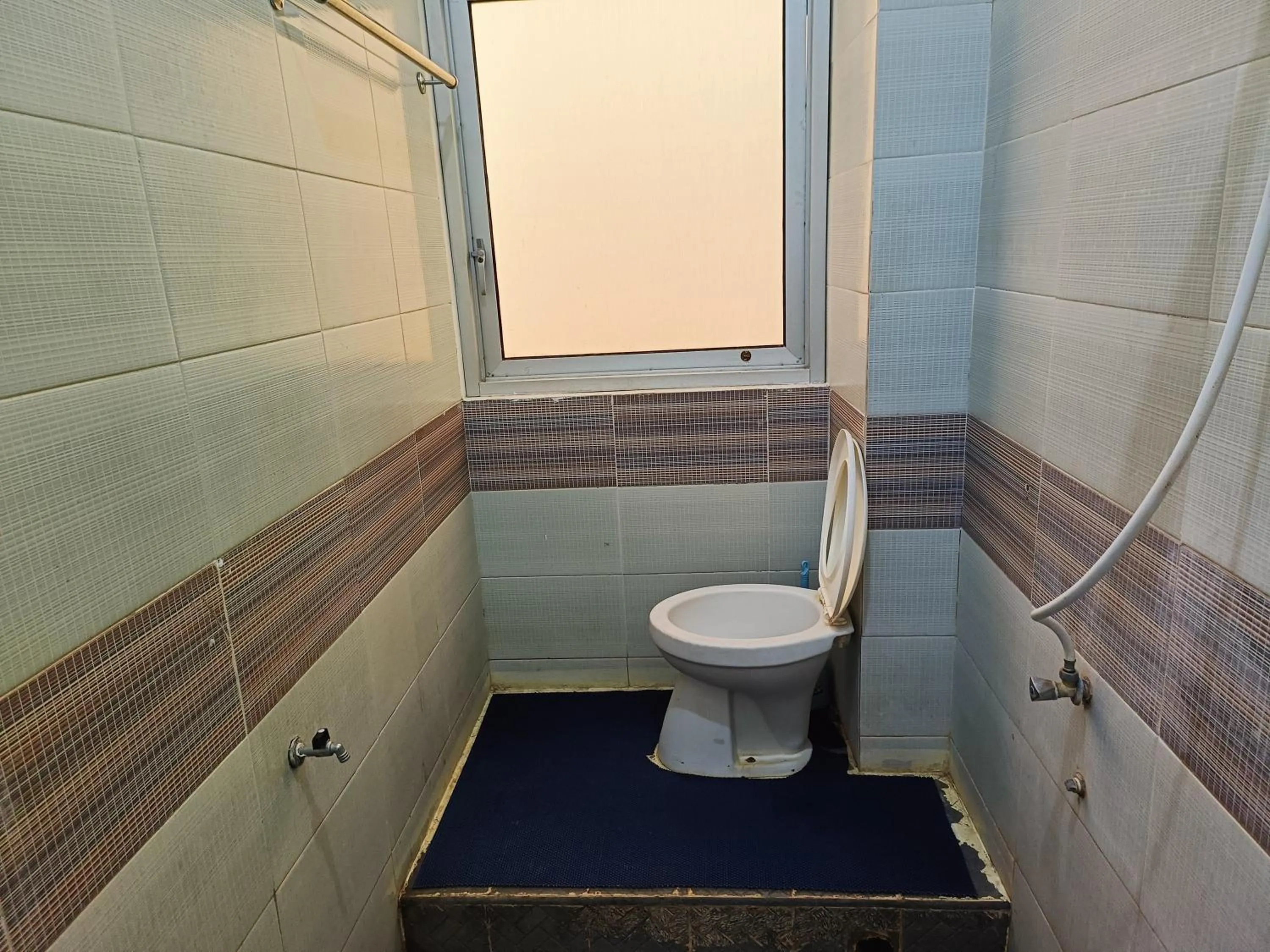 Bathroom in Bumi Merpati Residence Makassar Mitra RedDoorz