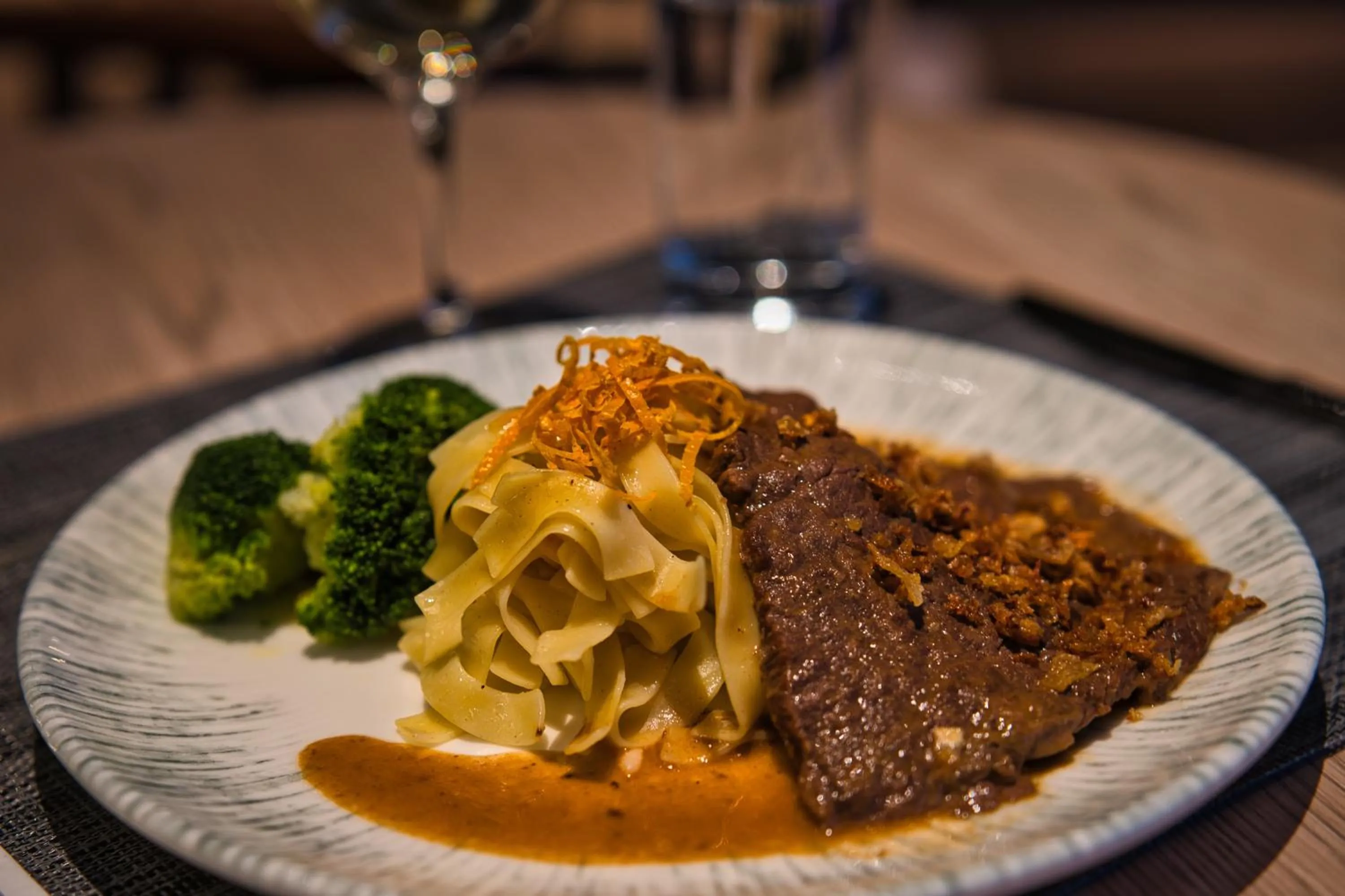 Restaurant/places to eat in IntercityHotel Graz