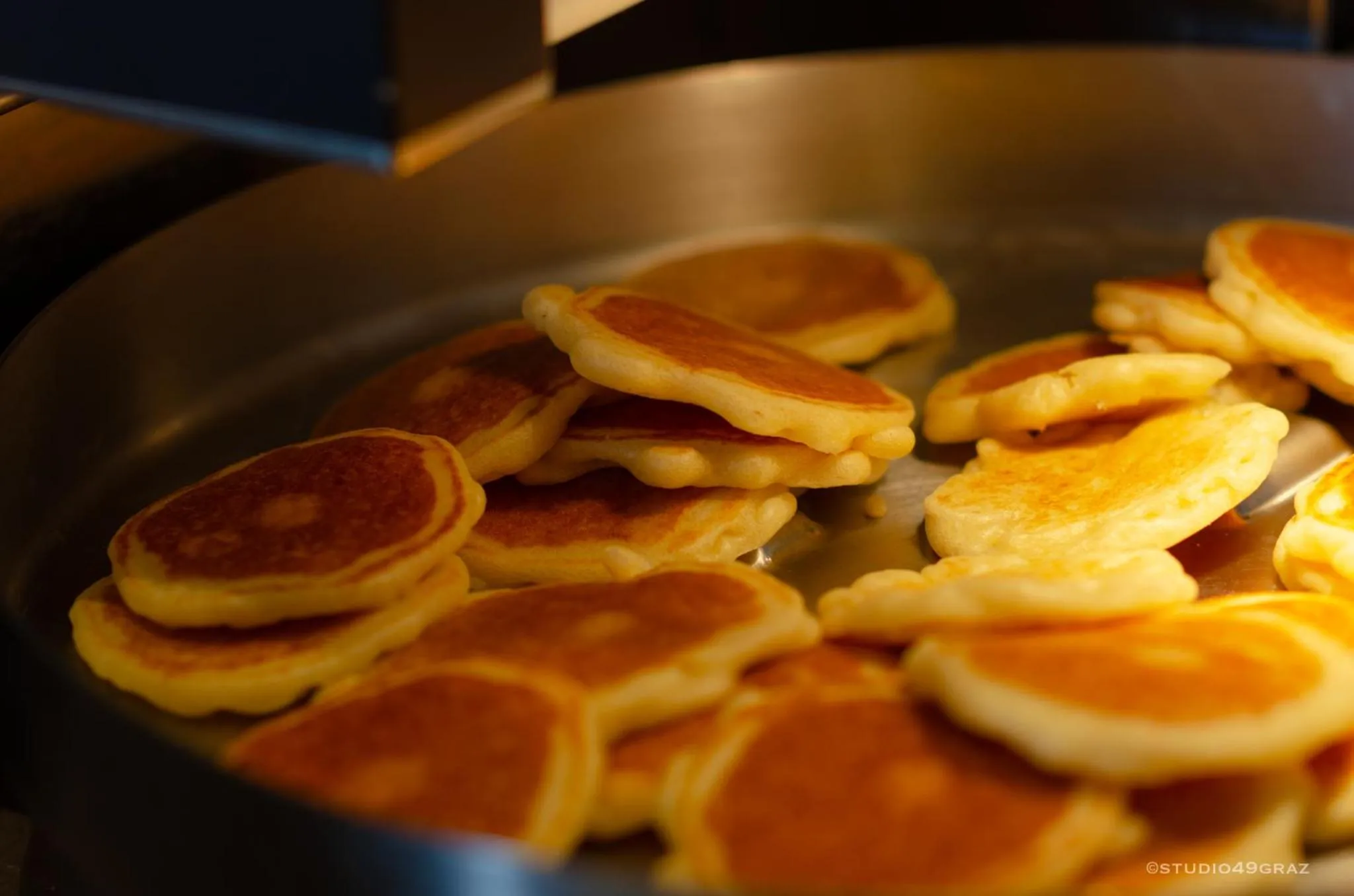 Breakfast in IntercityHotel Graz