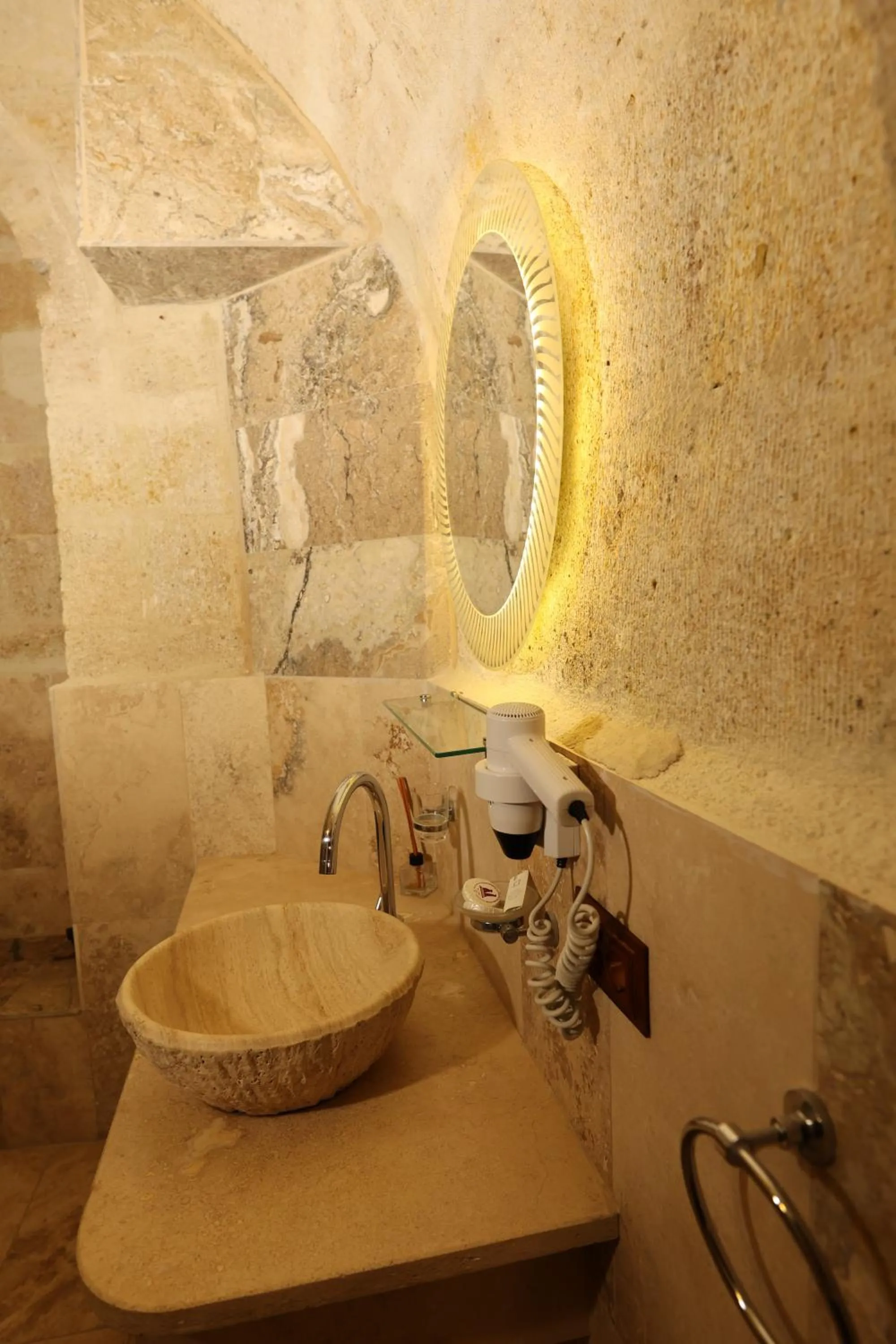 Bathroom in Cappadocia Balloon House
