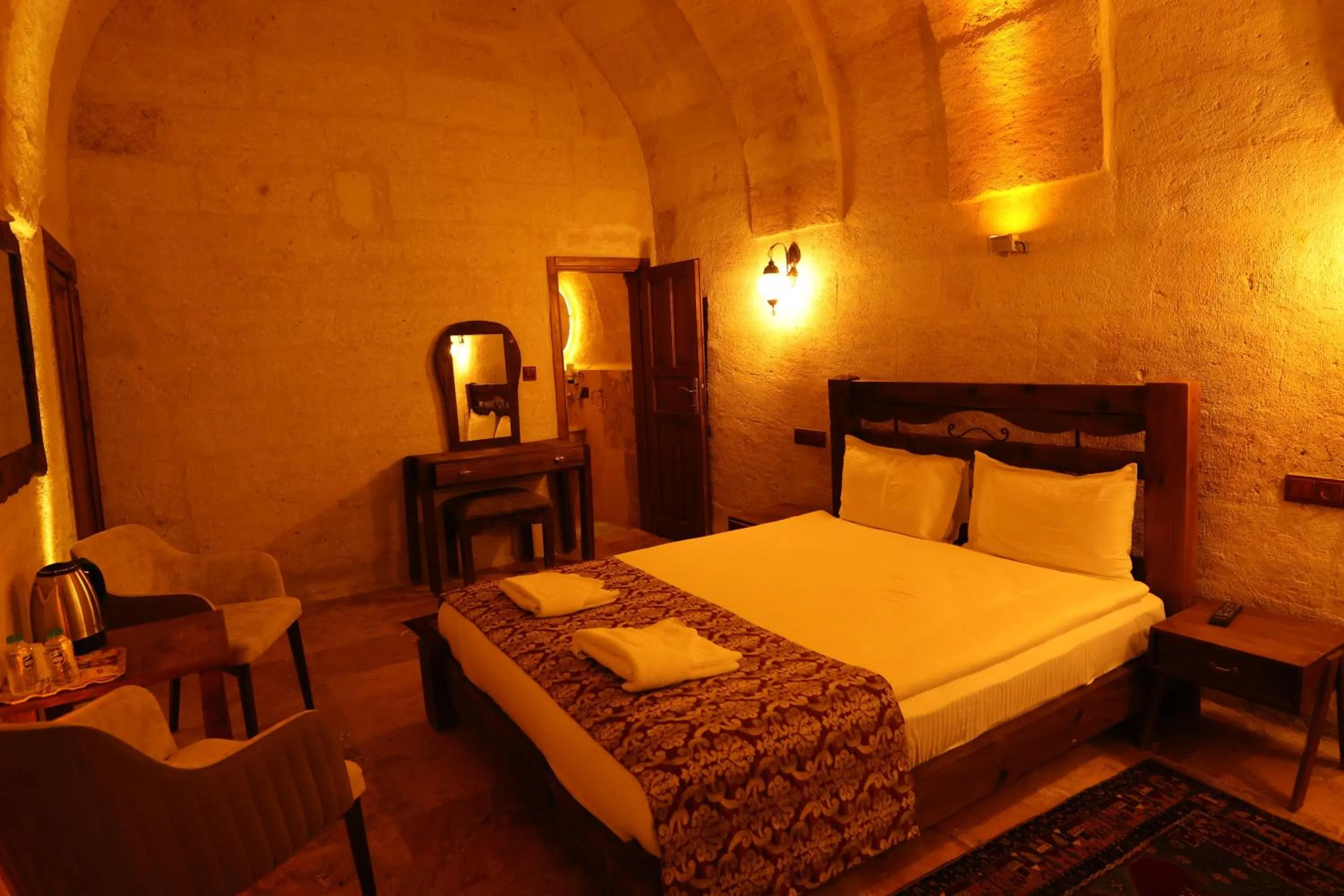 Bed in Cappadocia Balloon House