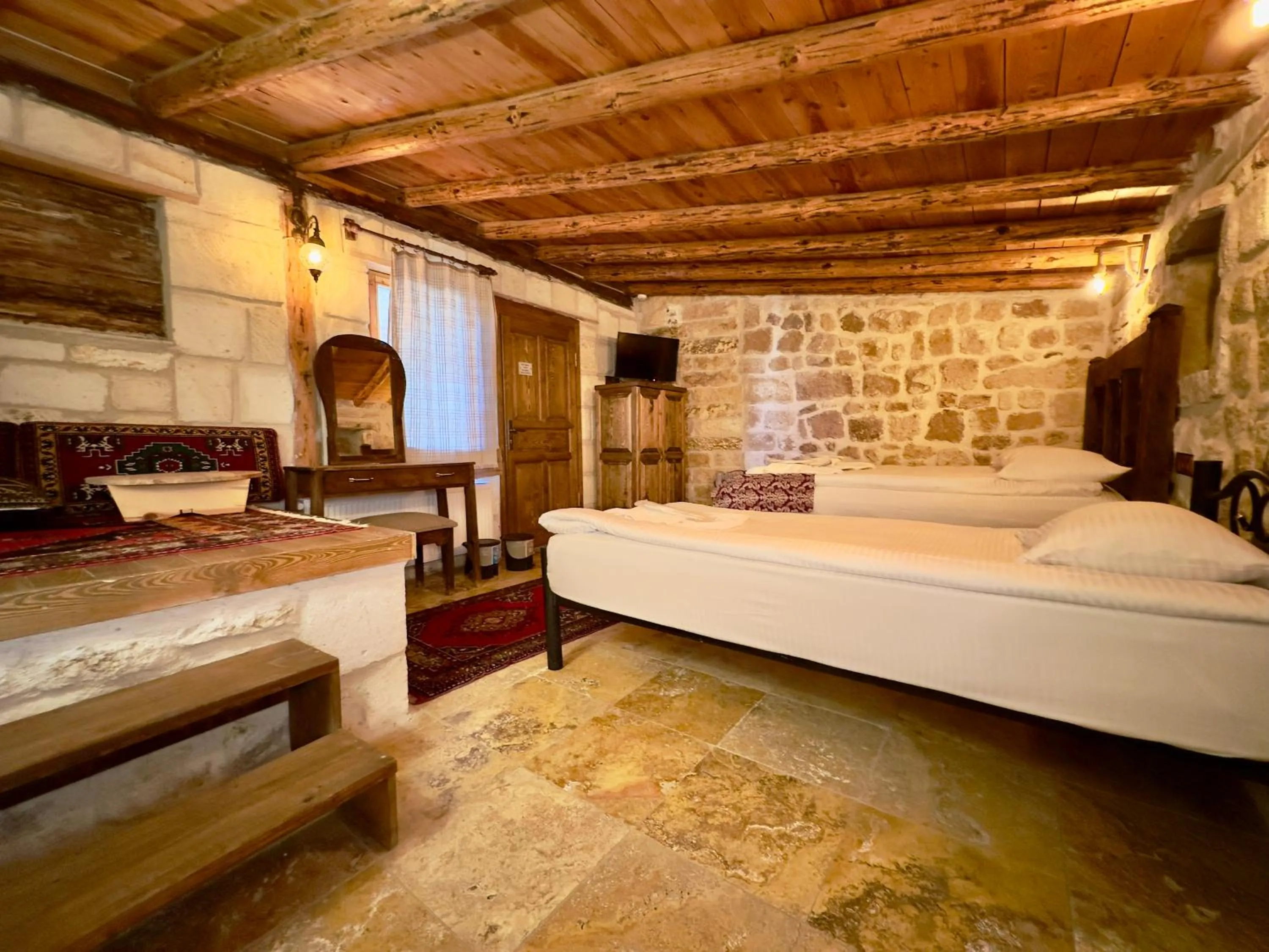 Living room, Bed in Cappadocia Balloon House