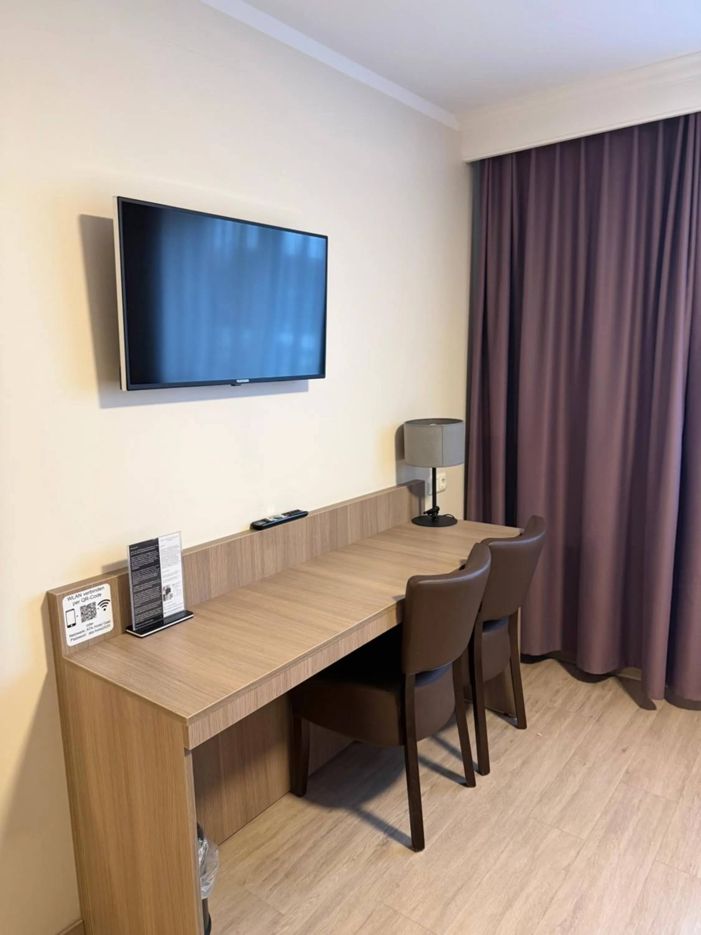 Ata Hotel - Self Check-in