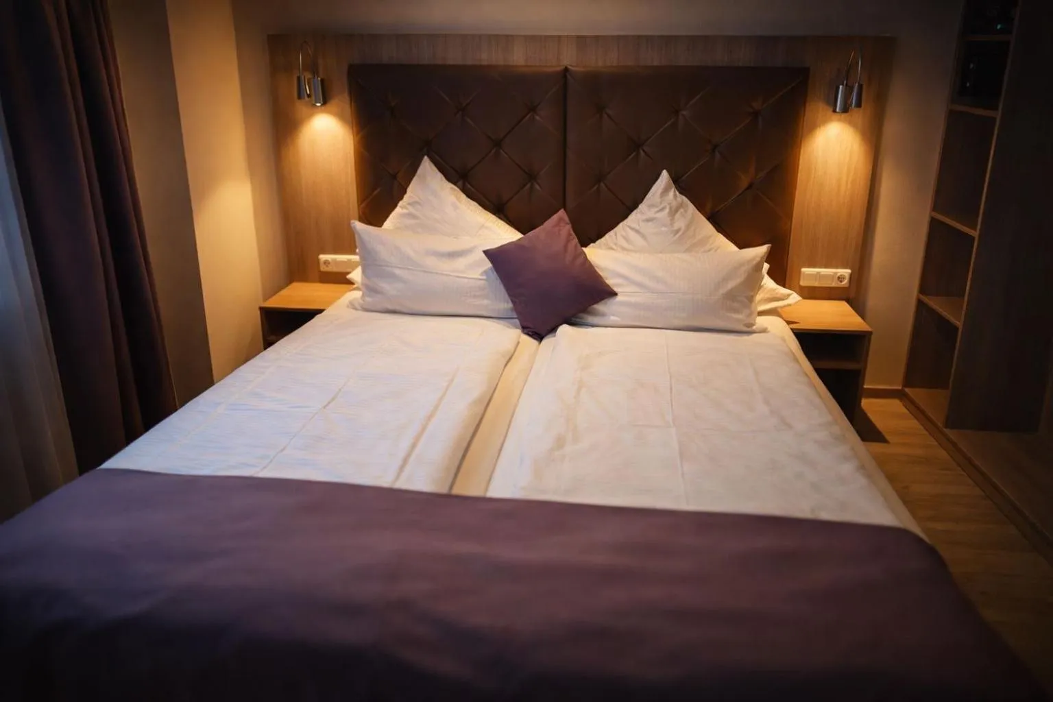 Bed in Ata Hotel - Self Check-in