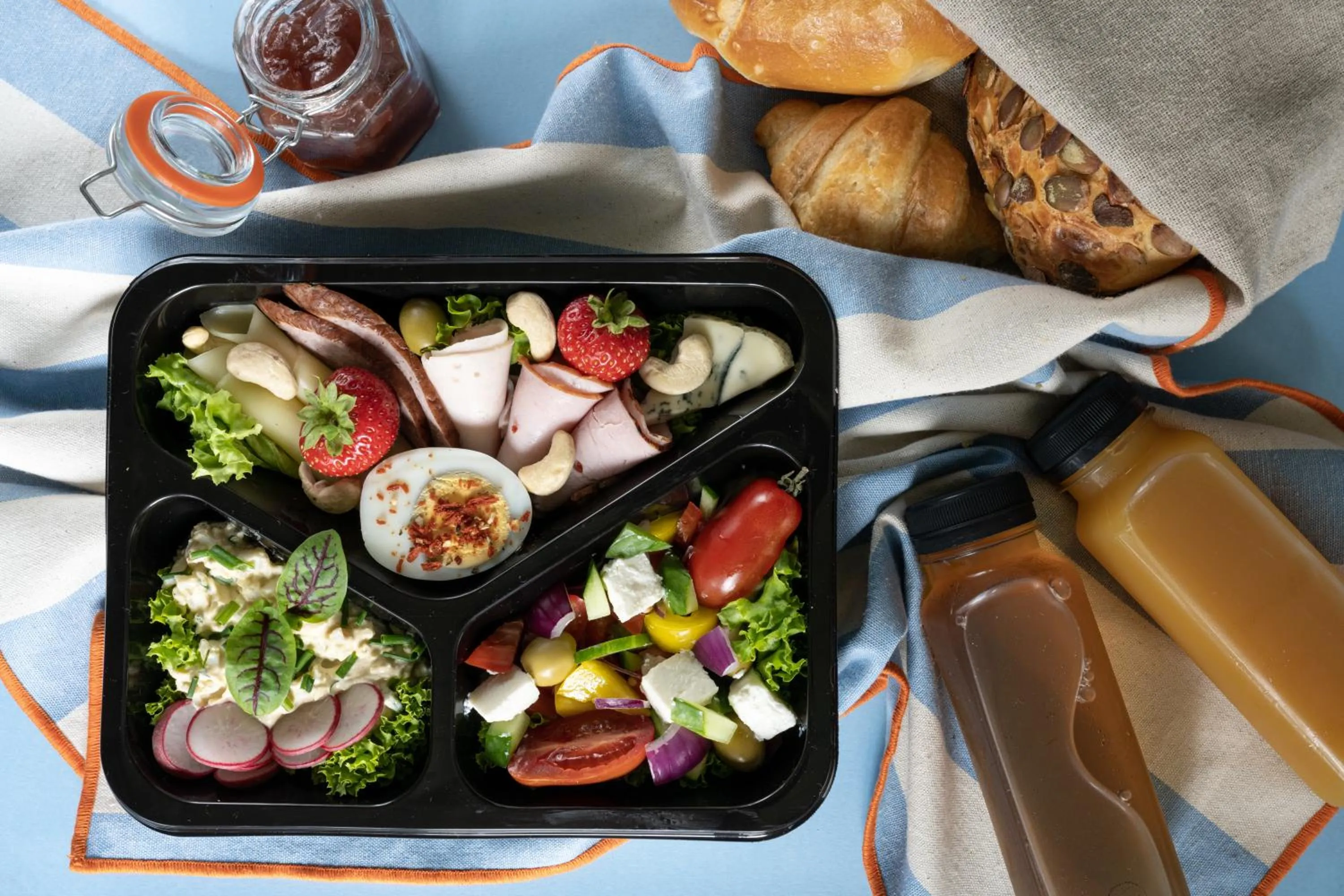 Breakfast in Villa 33