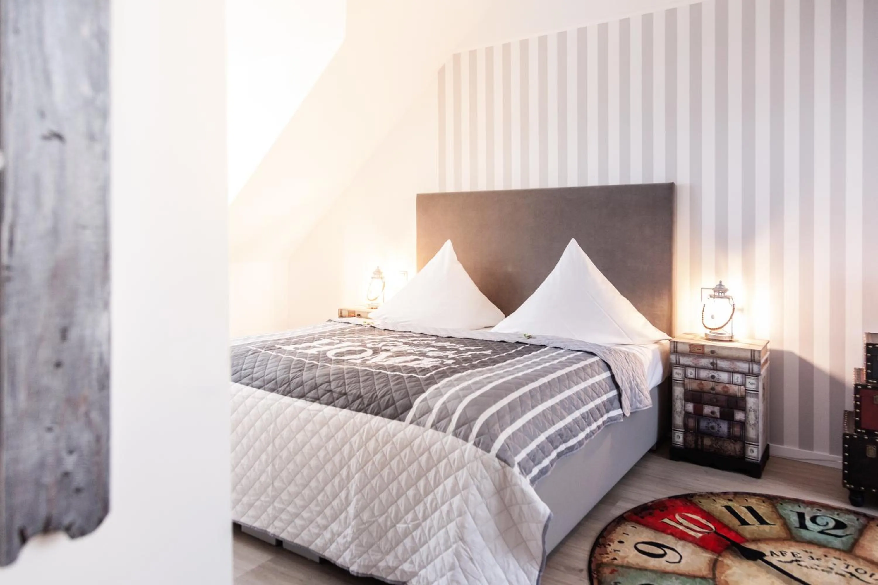 Photo of the whole room, Bed in Hotel Wulff