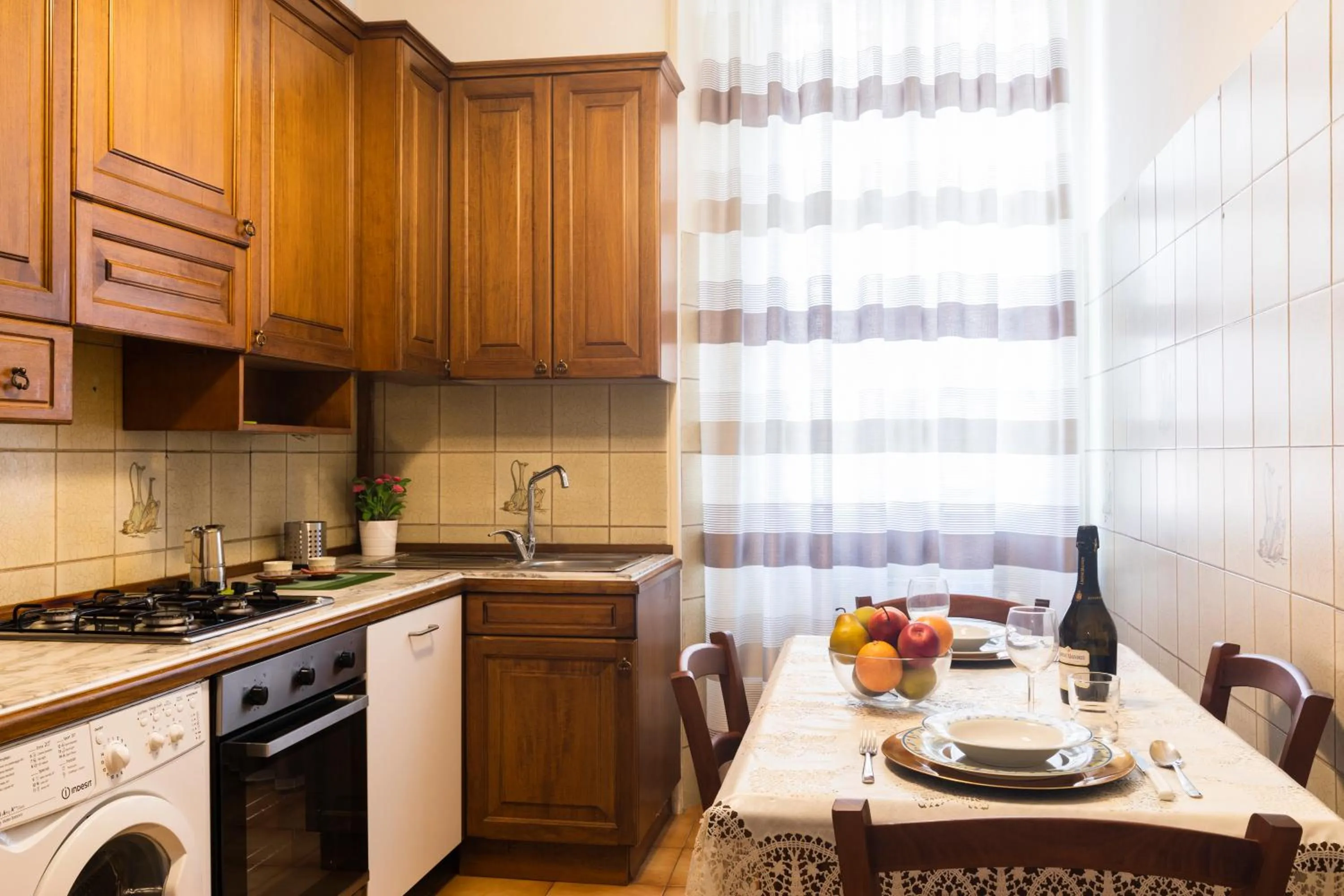 Kitchen or kitchenette in Casa Zara - Metro Lines