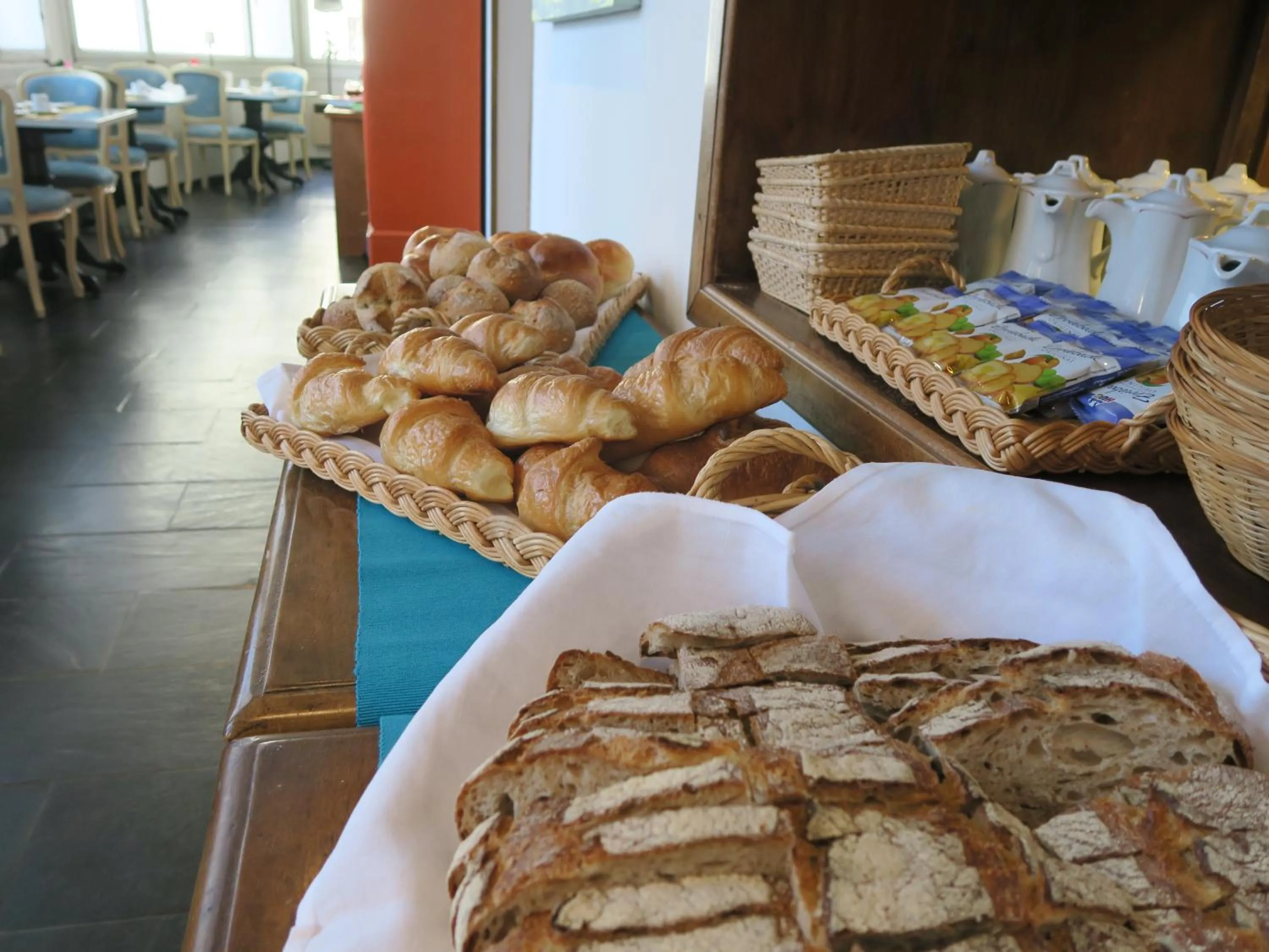 Food in Piccolo Hotel