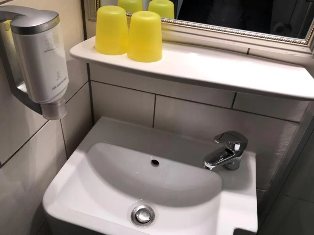 Balthasar Neumann Speiserei & Gästehaus - Zentrum Brühl -E-Ladestation, nähe Phantasialand