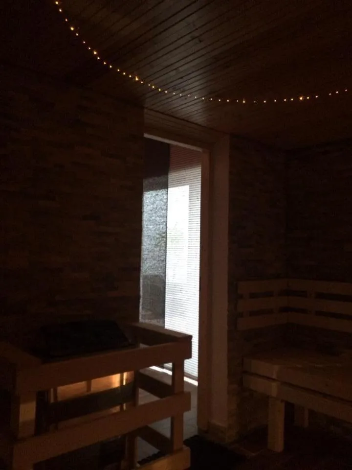 Activities in Balthasar Neumann Speiserei & Gästehaus - Zentrum Brühl -E-Ladestation, nähe Phantasialand