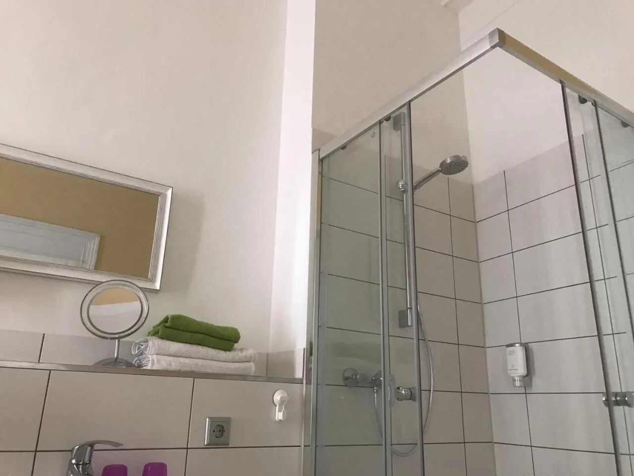 Balthasar Neumann Speiserei & Gästehaus - Zentrum Brühl -E-Ladestation, nähe Phantasialand