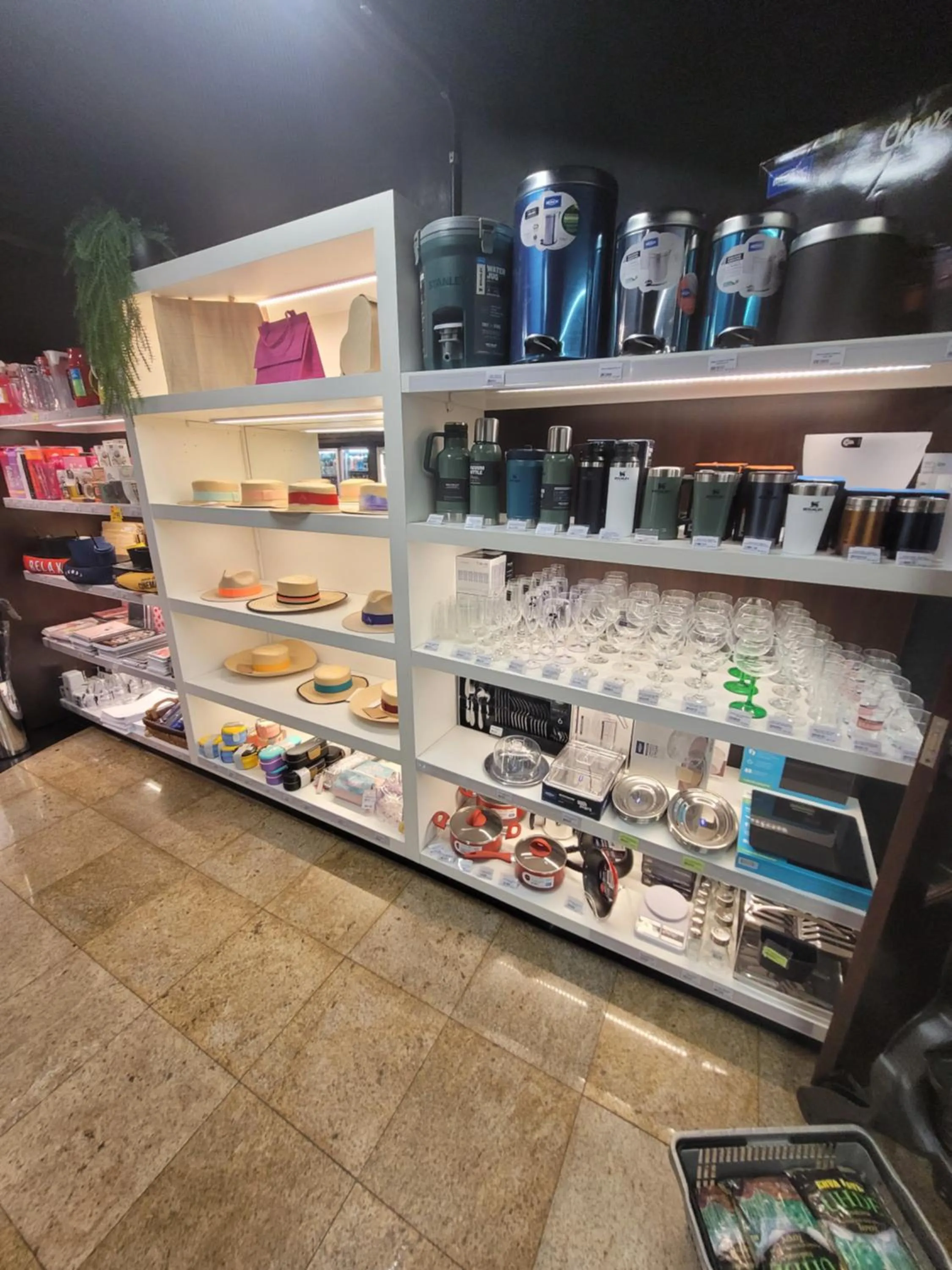 Property building in LAKE SIDE - VISTA DO LAGO