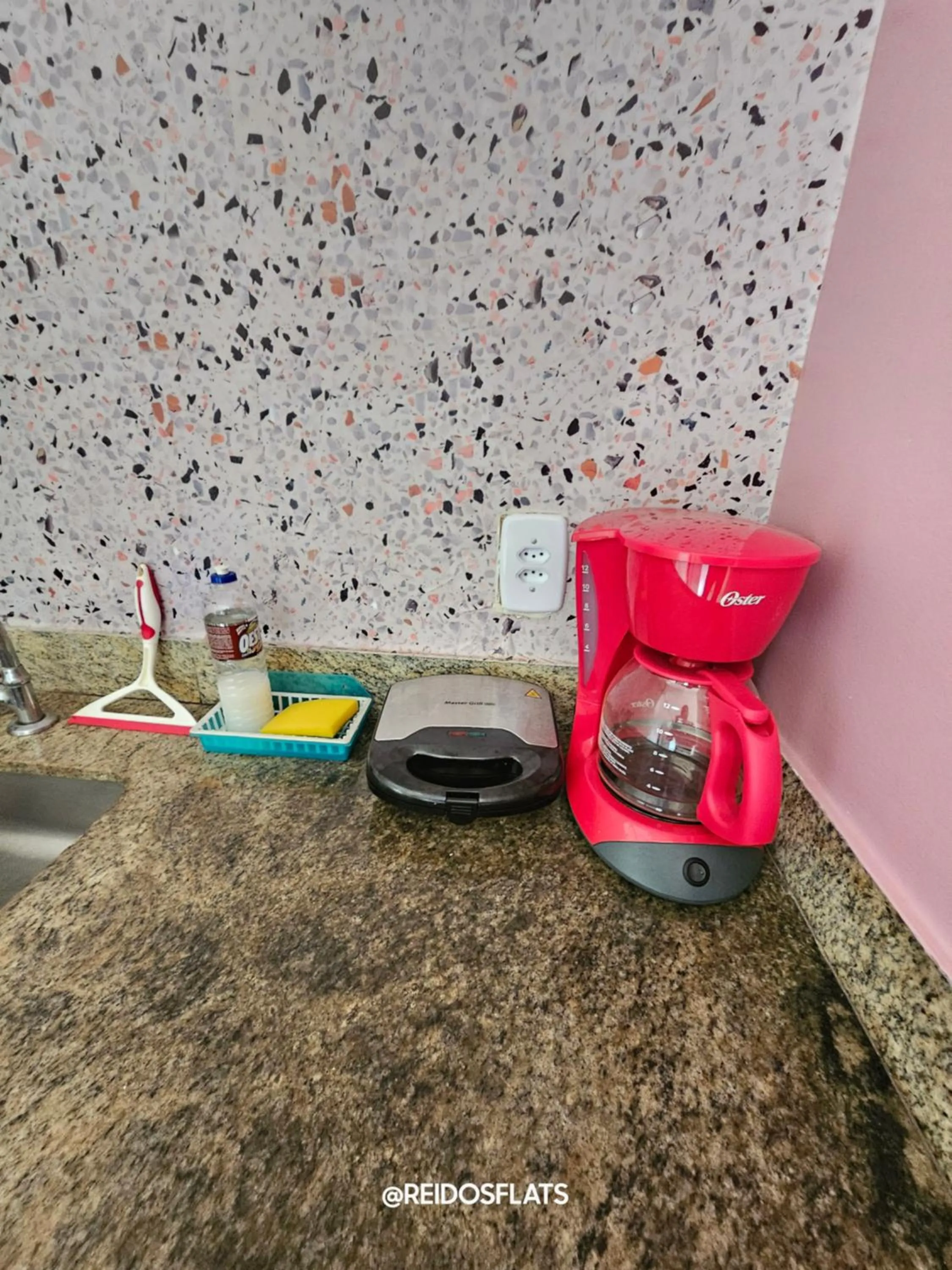 LAKE SIDE - VISTA DO LAGO