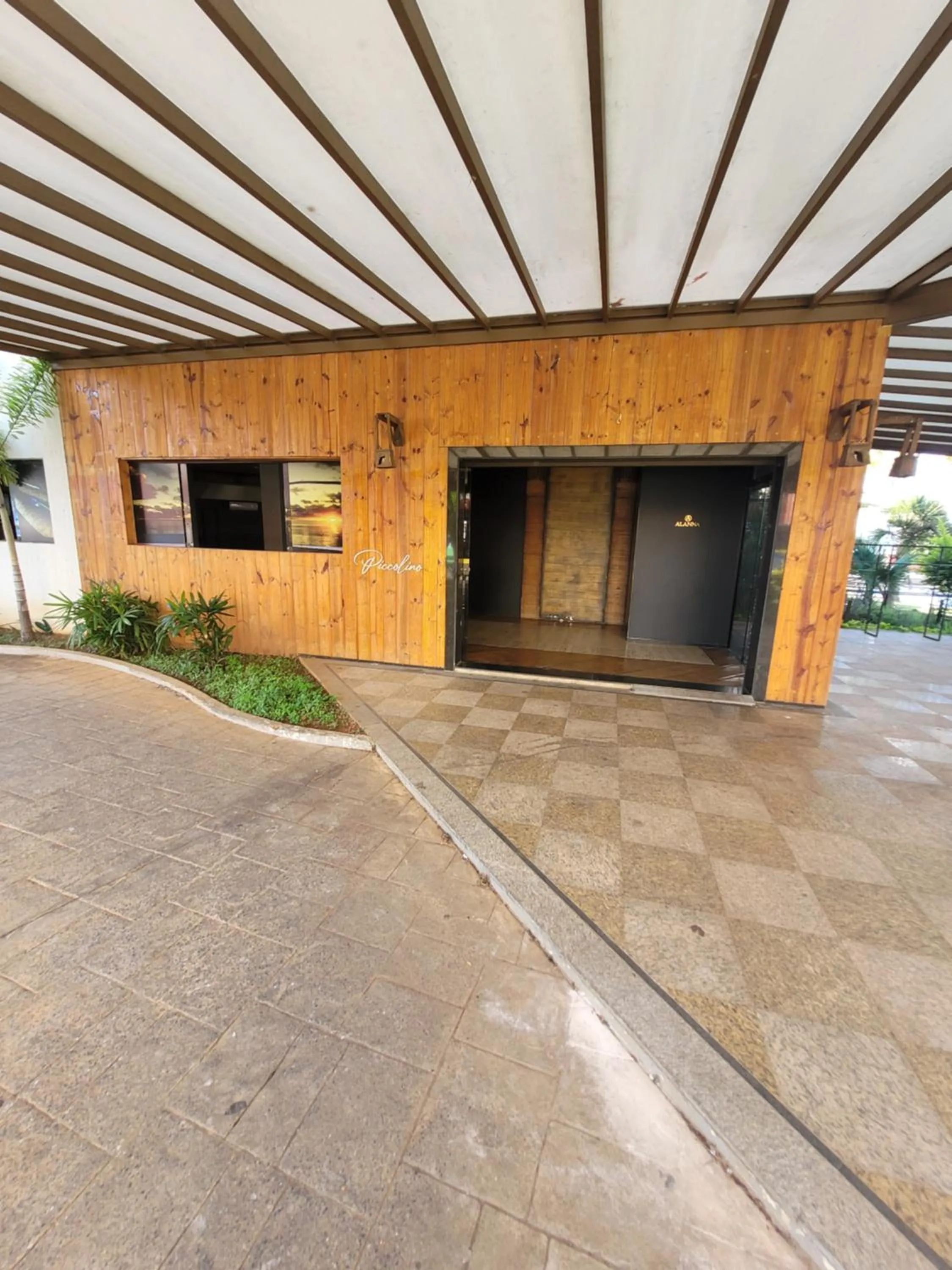 Restaurant/places to eat in LAKE SIDE - VISTA DO LAGO