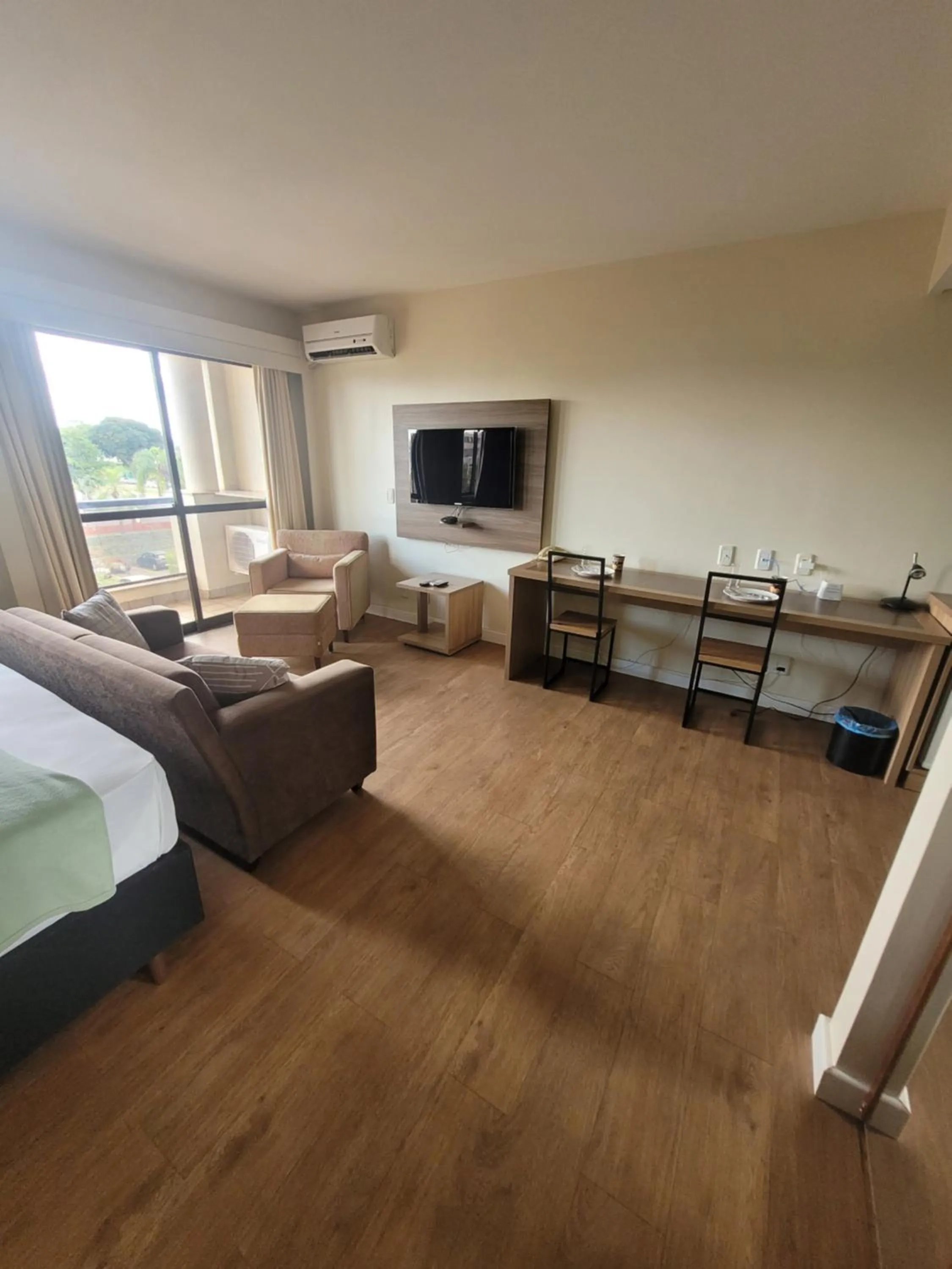 Communal lounge/ TV room, Bed in LAKE SIDE - VISTA DO LAGO