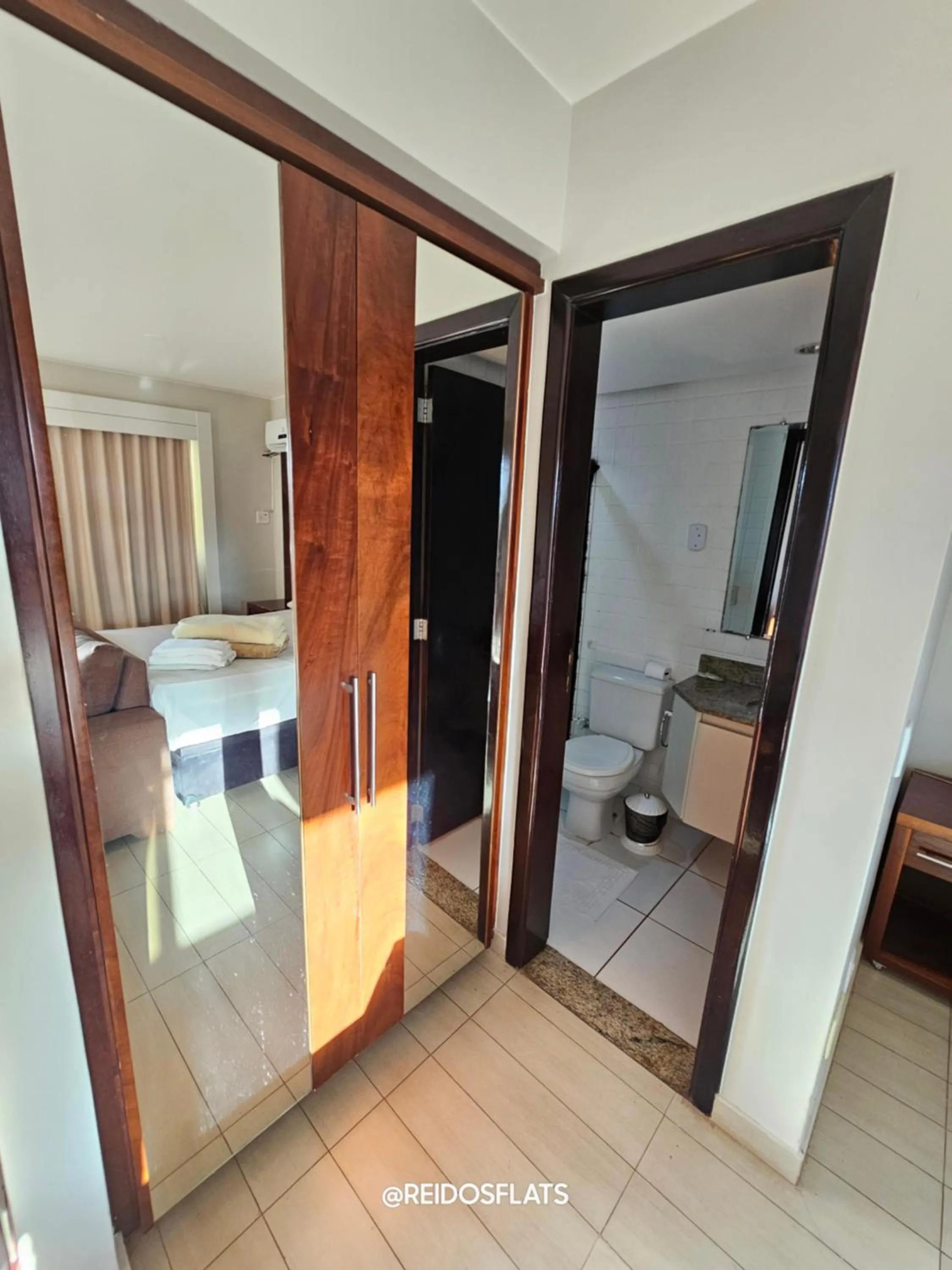 LAKE SIDE - VISTA DO LAGO