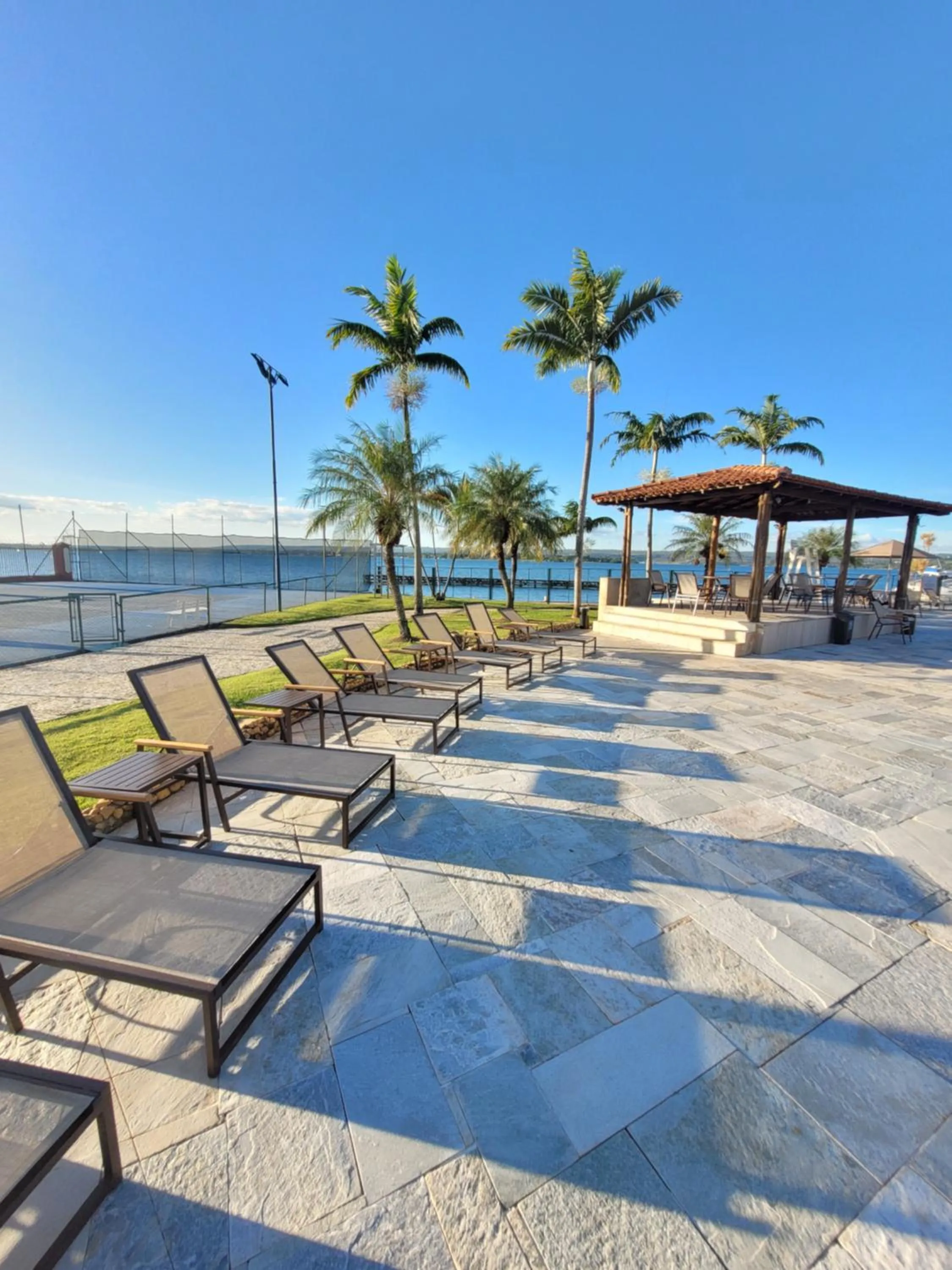 Day in LAKE SIDE - VISTA DO LAGO