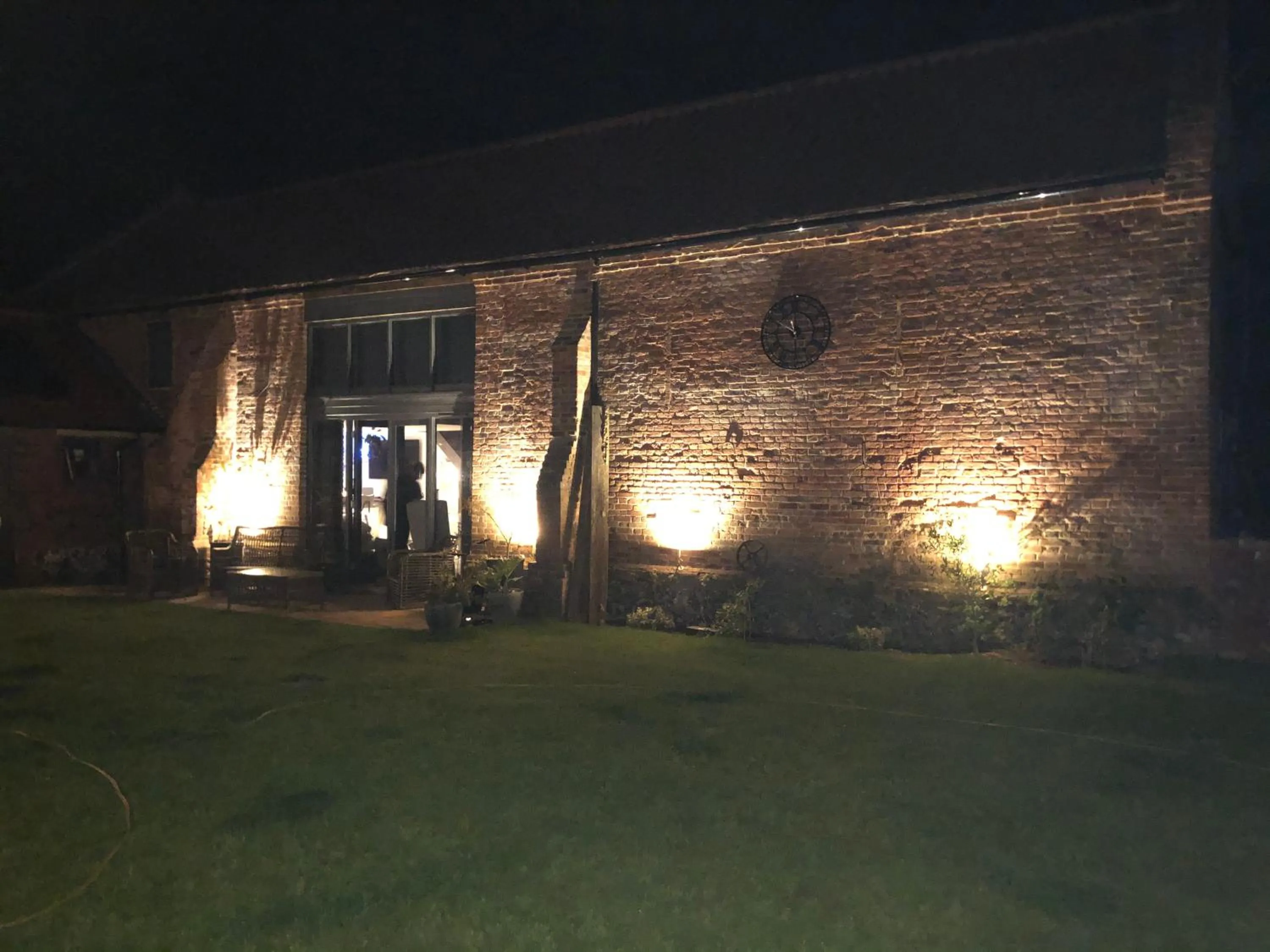 Property building in Bumble Barn Bed & Breakfast