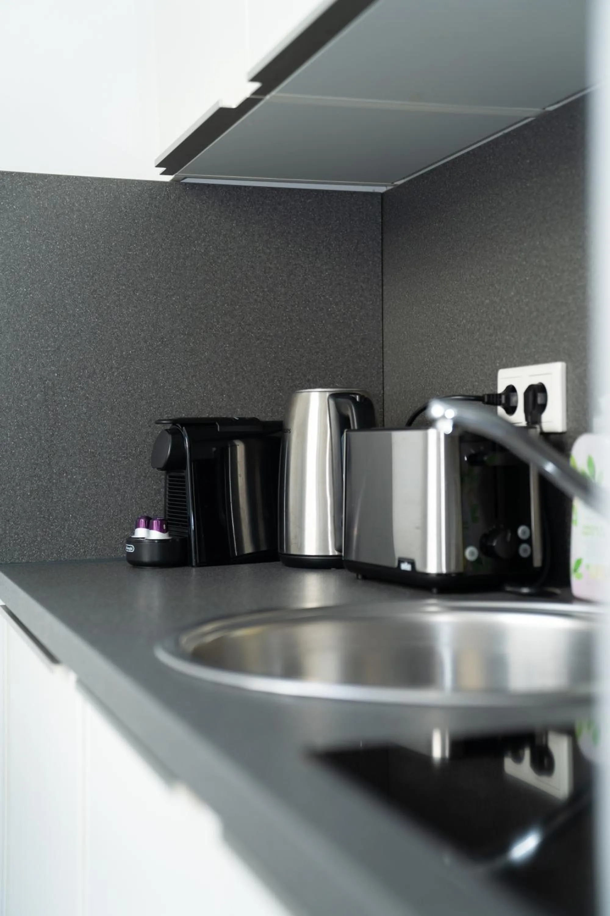 Coffee/tea facilities in Das Loft Apartments