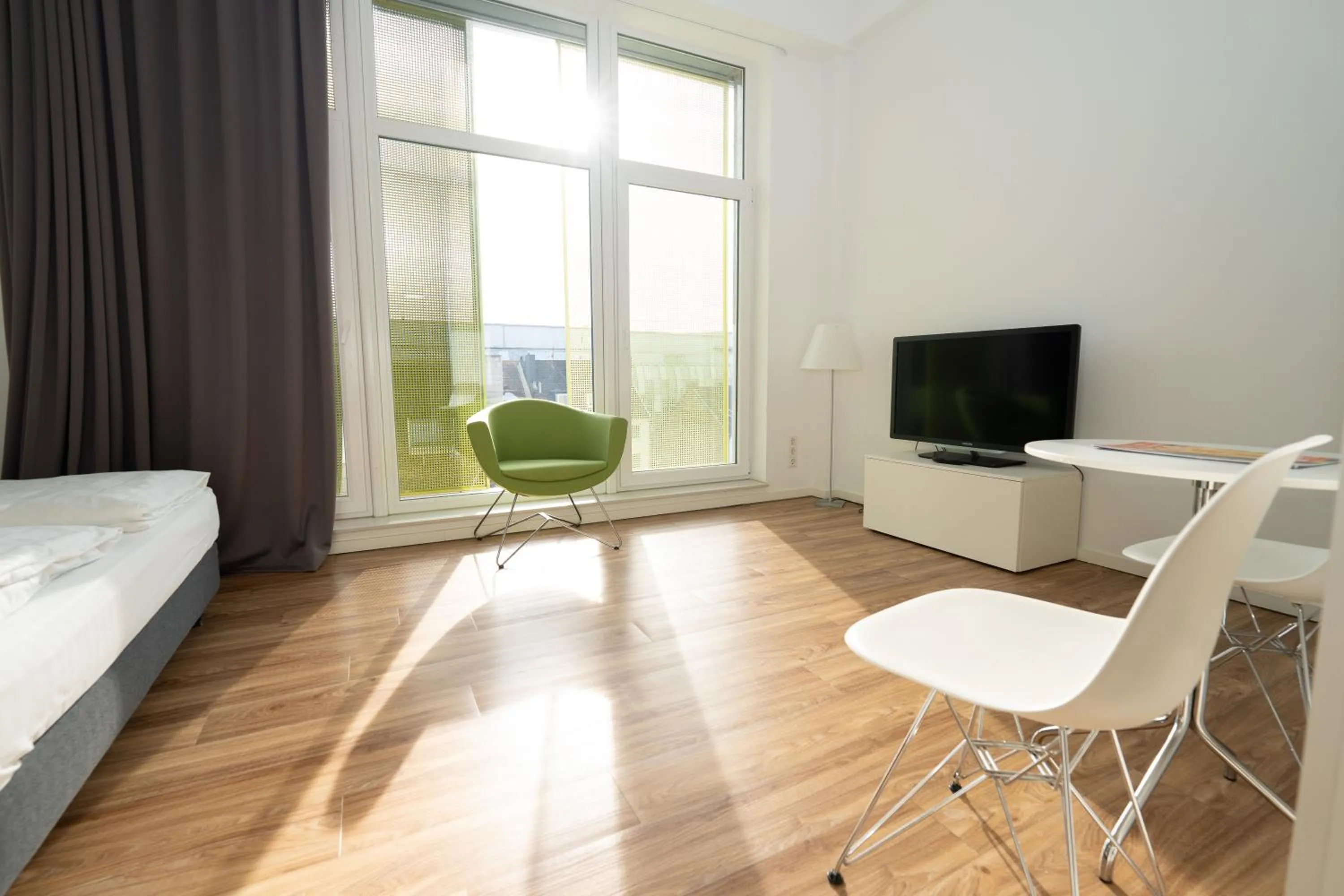 Summer in Das Loft Apartments