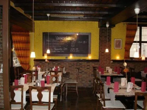 Restaurant/places to eat in Rhein-Hotel