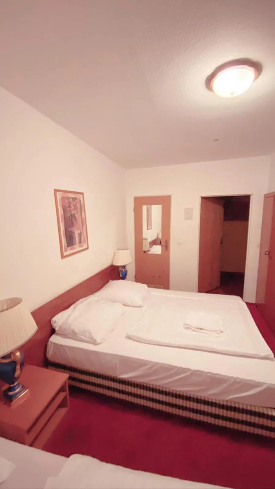 Bed in Märkischer Hof Hotel