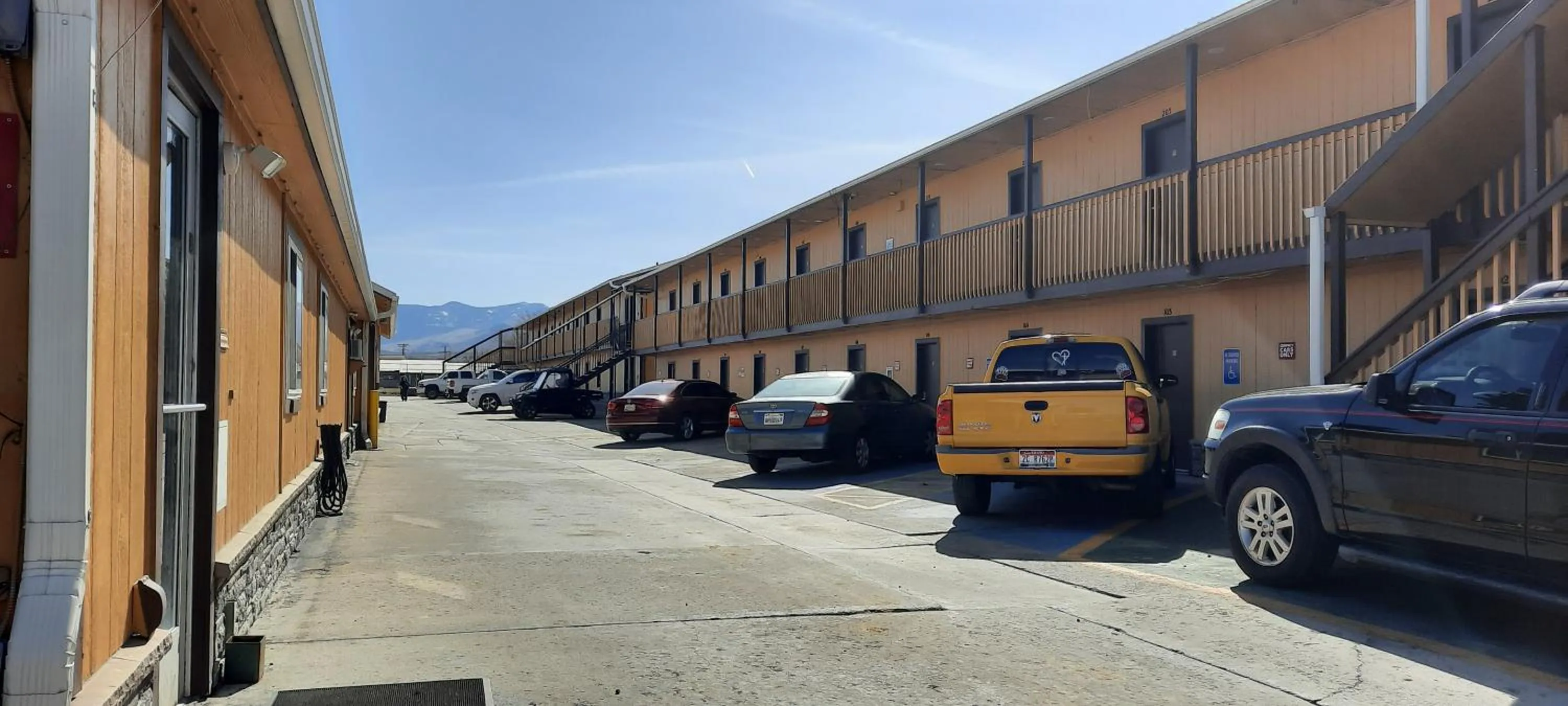 Property building in Americas Best Value Inn