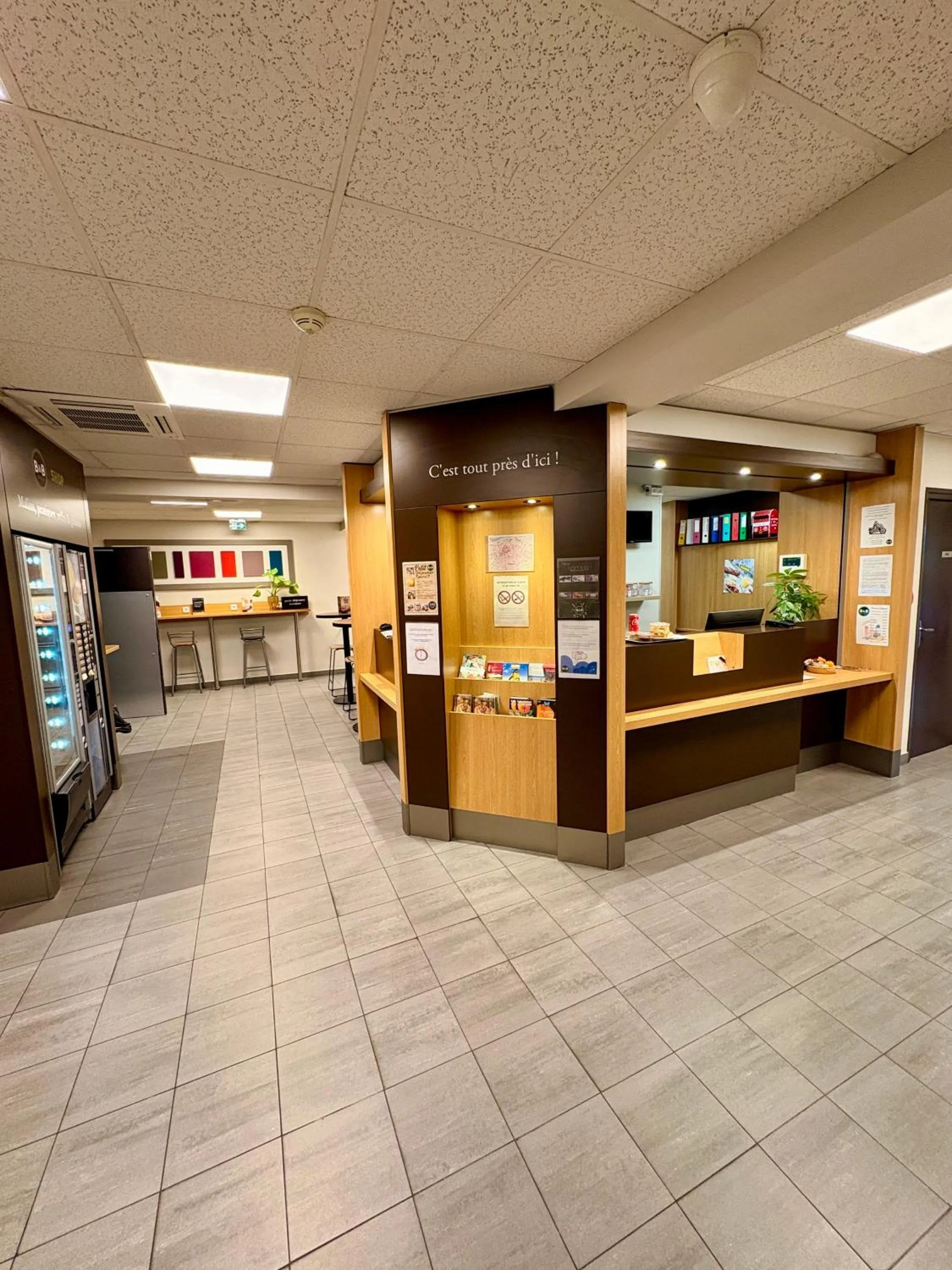 Lobby or reception in B&B HOTEL PERPIGNAN Nord Aéroport