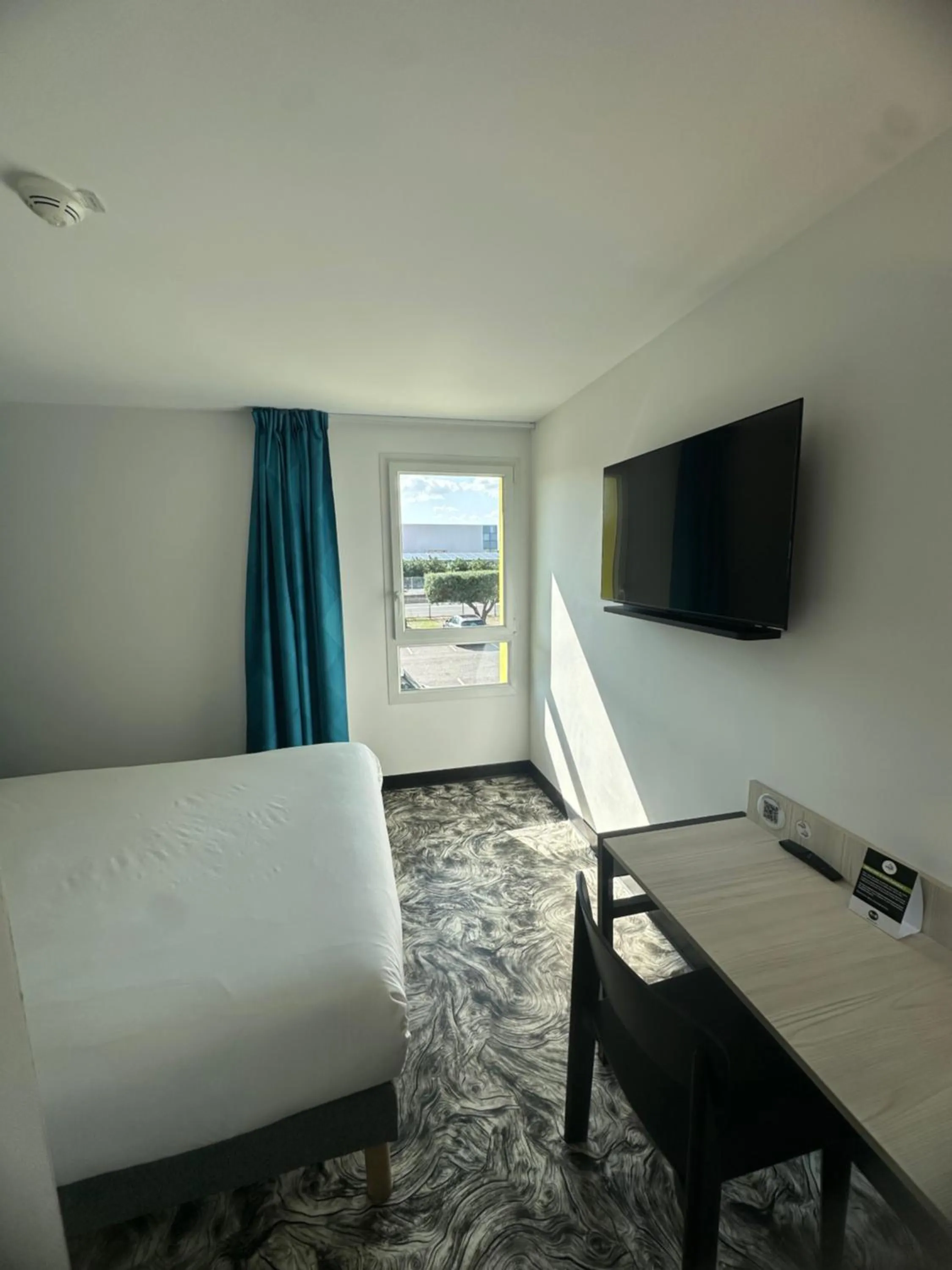 Bed in B&B HOTEL PERPIGNAN Nord Aéroport