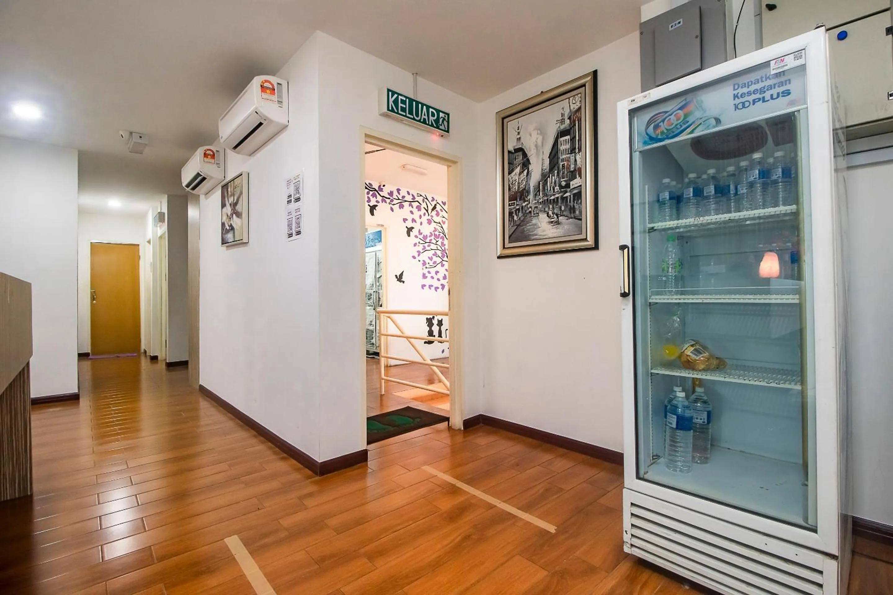 Lobby or reception in OYO 90102 7 Days Lodge