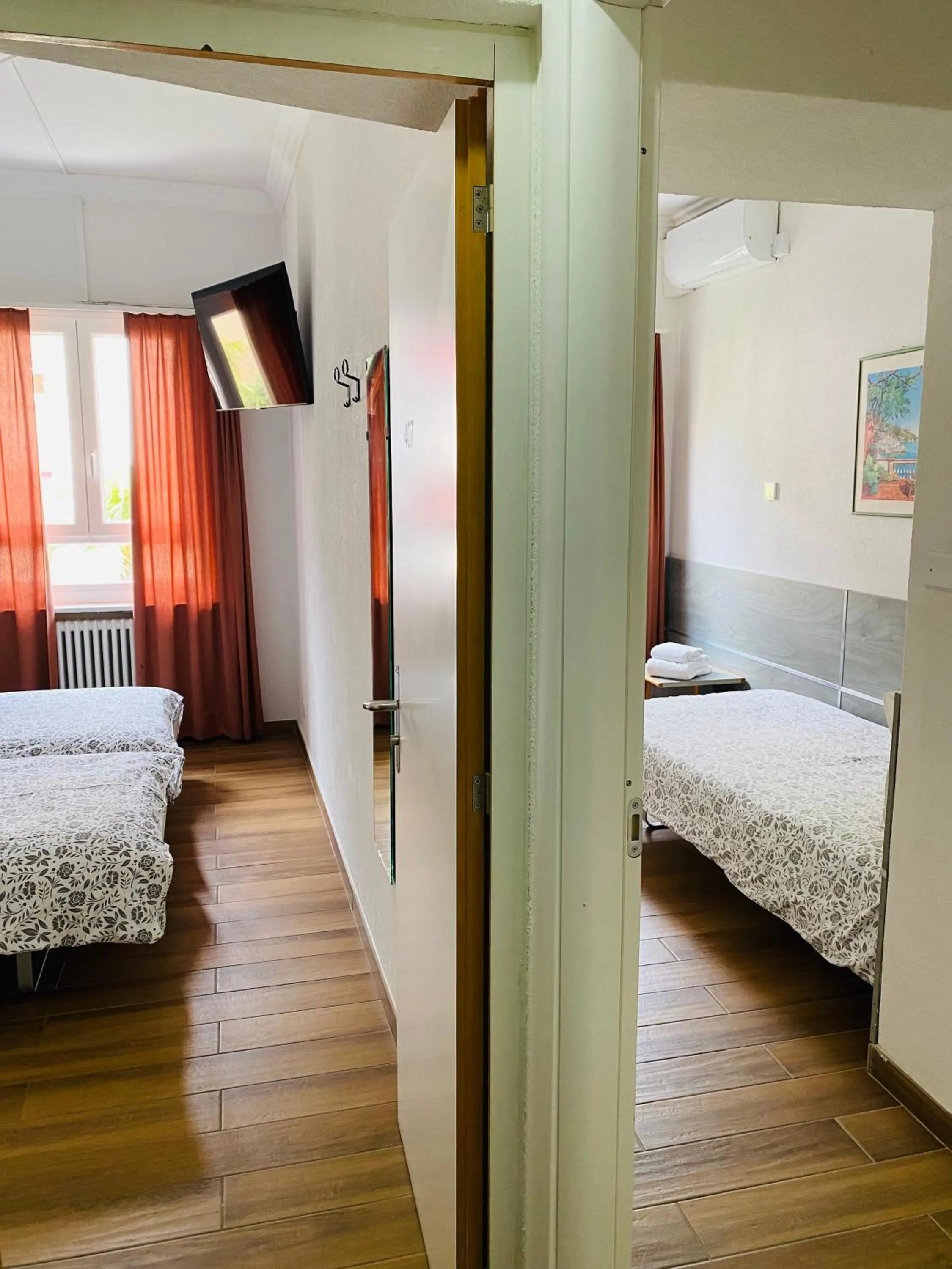 Bedroom, Bed in Hotel Garni Montaldi