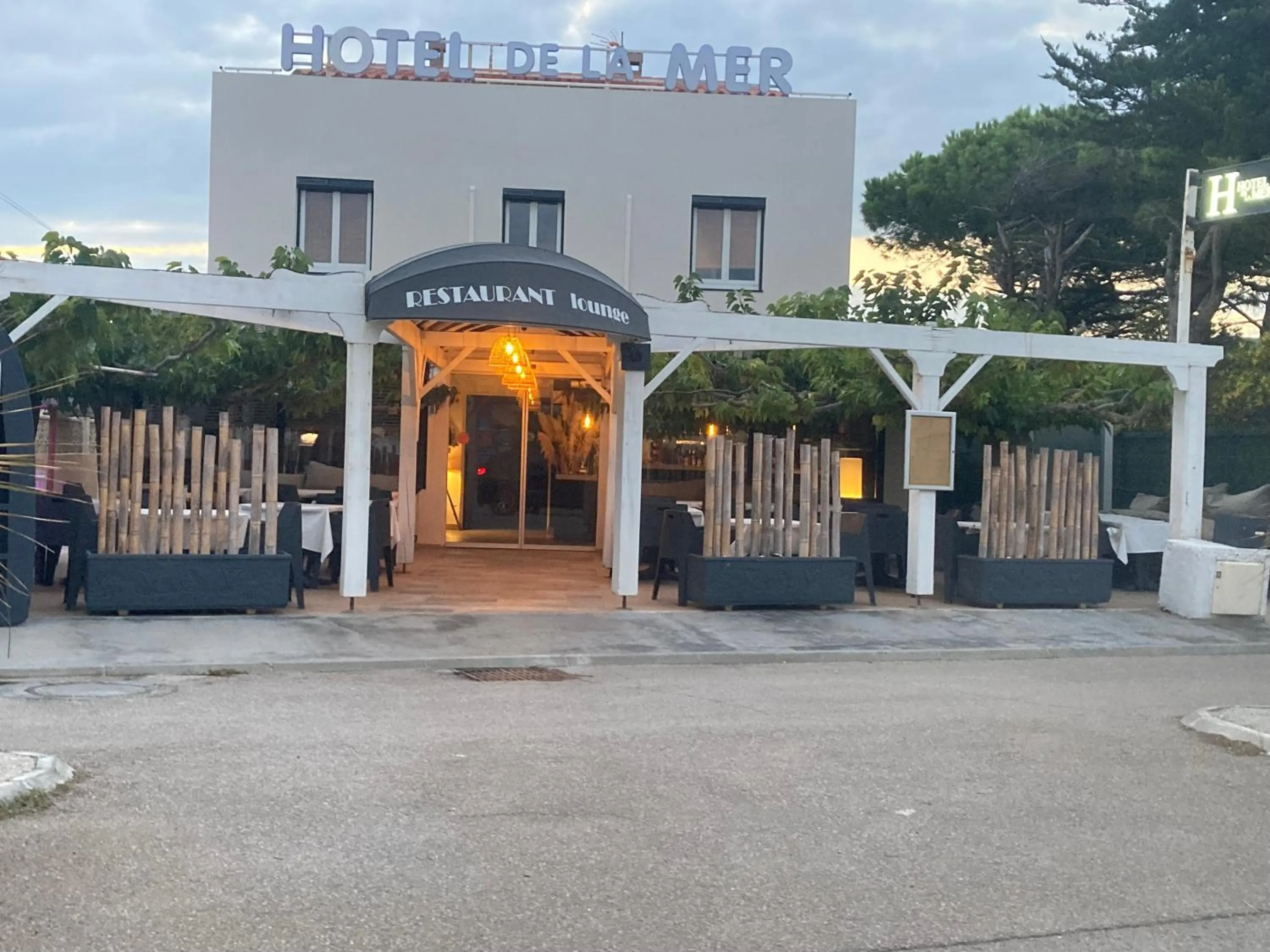 Property building in Hotel De La Mer - Le Barcarès