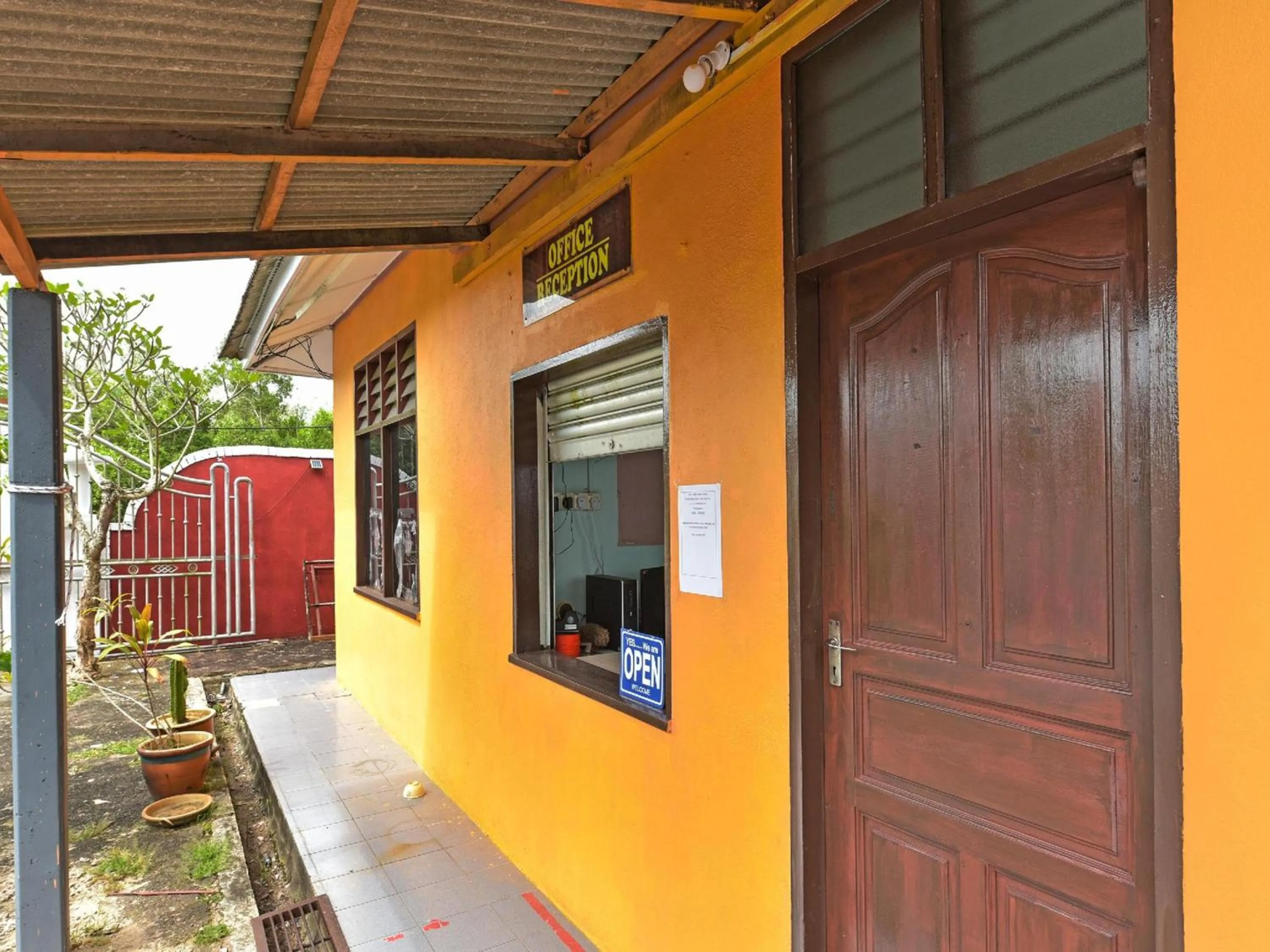Lobby or reception in Hotel O Bari Indah Beach Resort