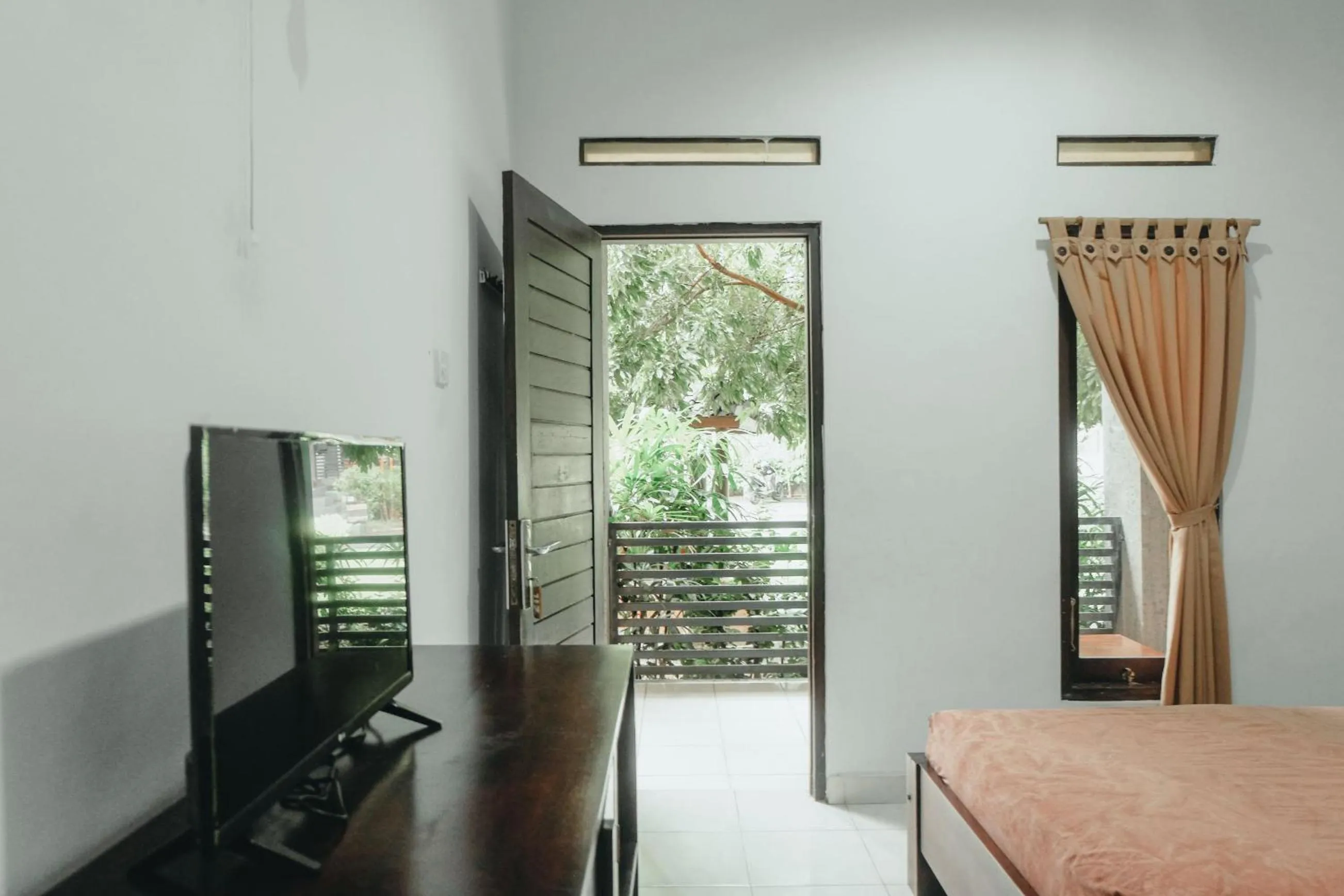 Photo of the whole room, Bed in Hotel Diana 2