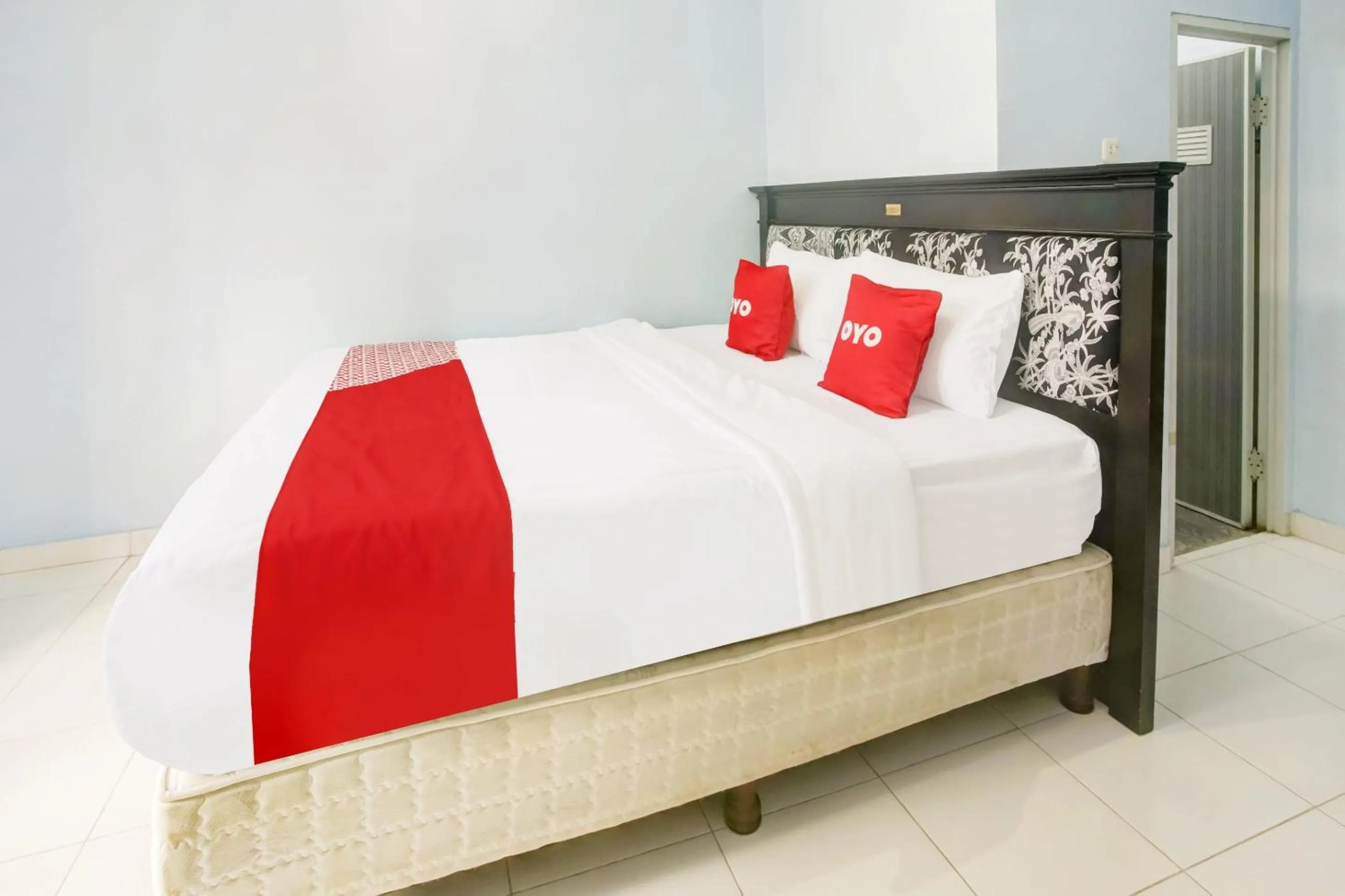 Bedroom, Bed in OYO Life 3982 Azka Homestay Syariah