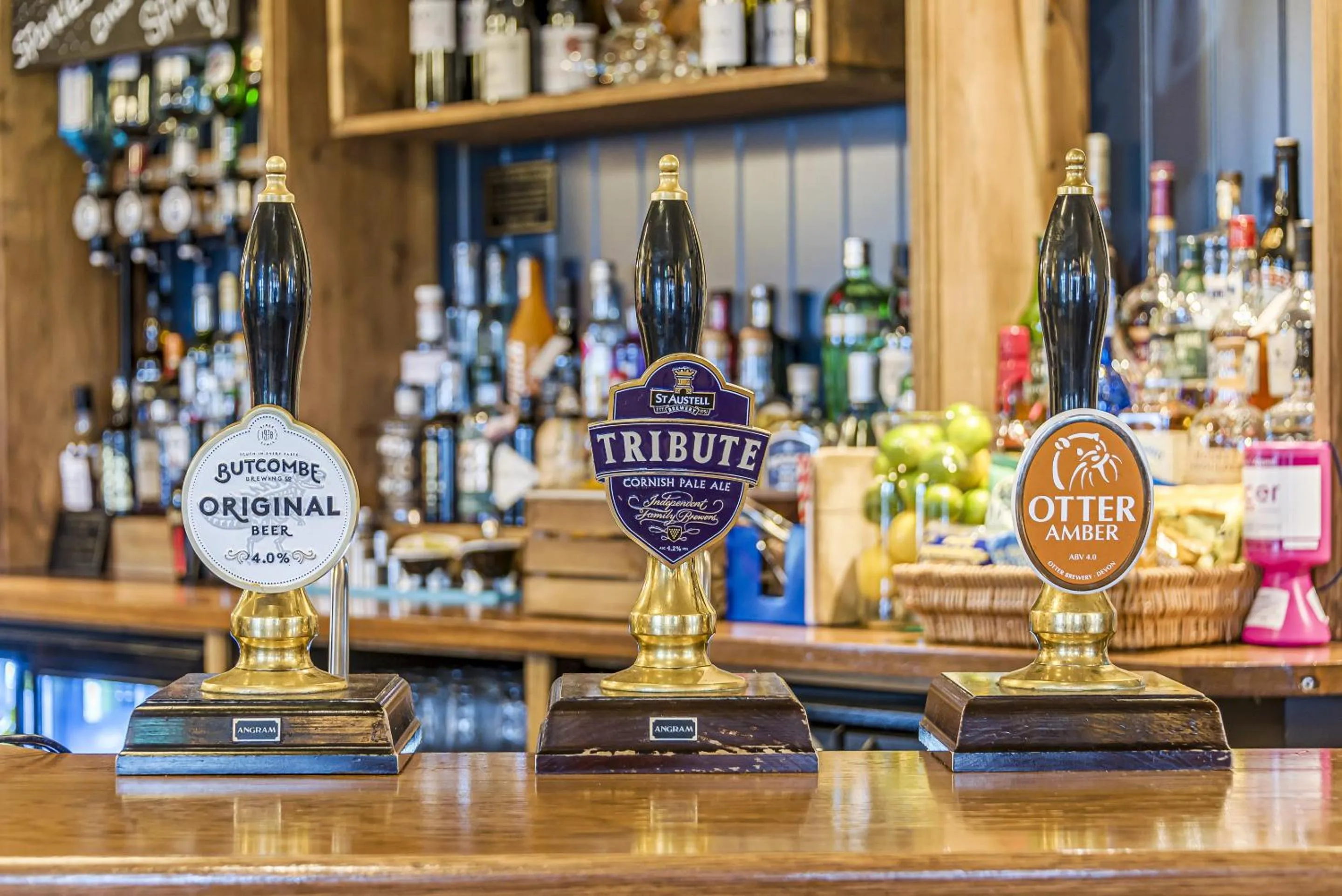 Lounge or bar in Charlcombe Inn