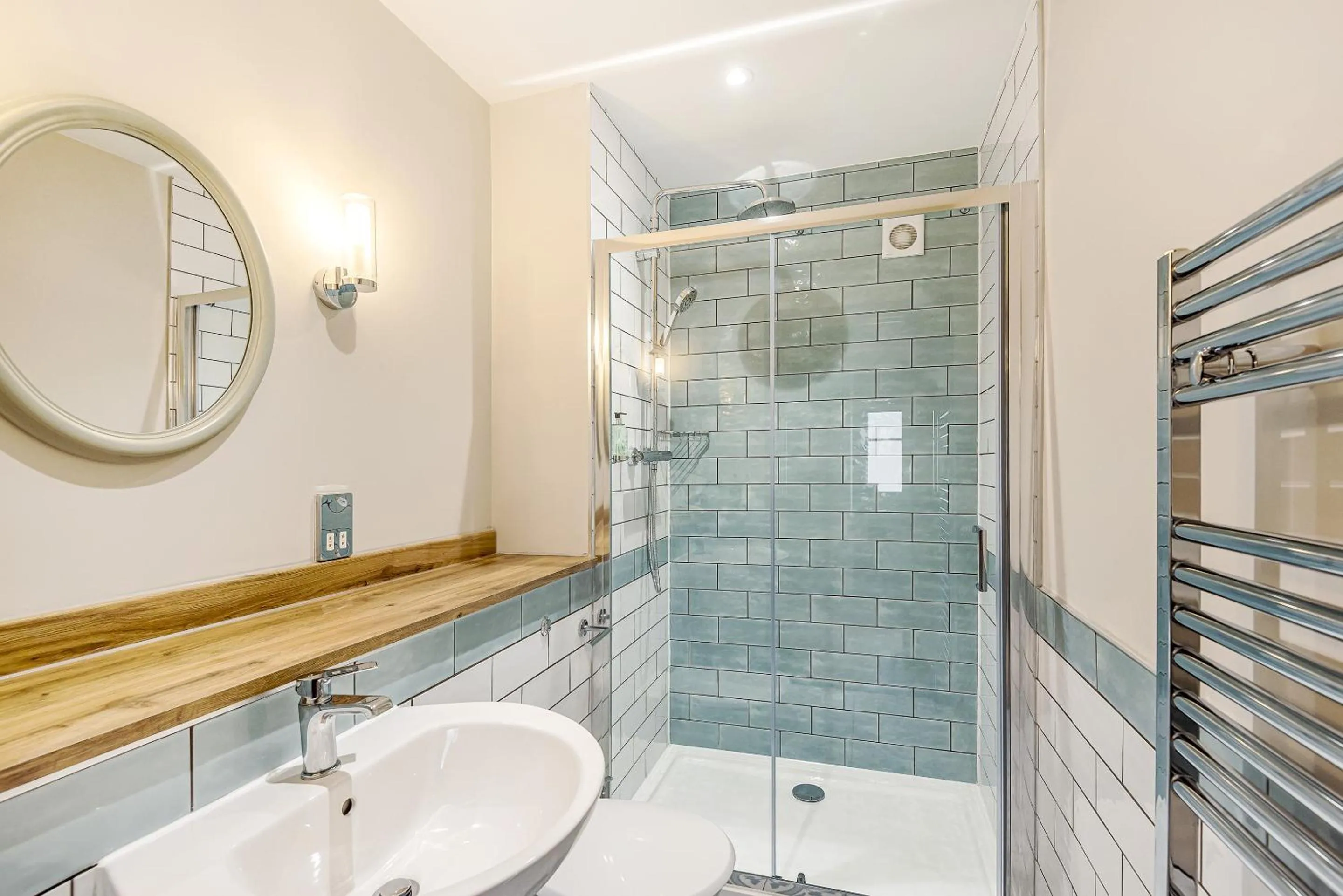 Bathroom in Charlcombe Inn