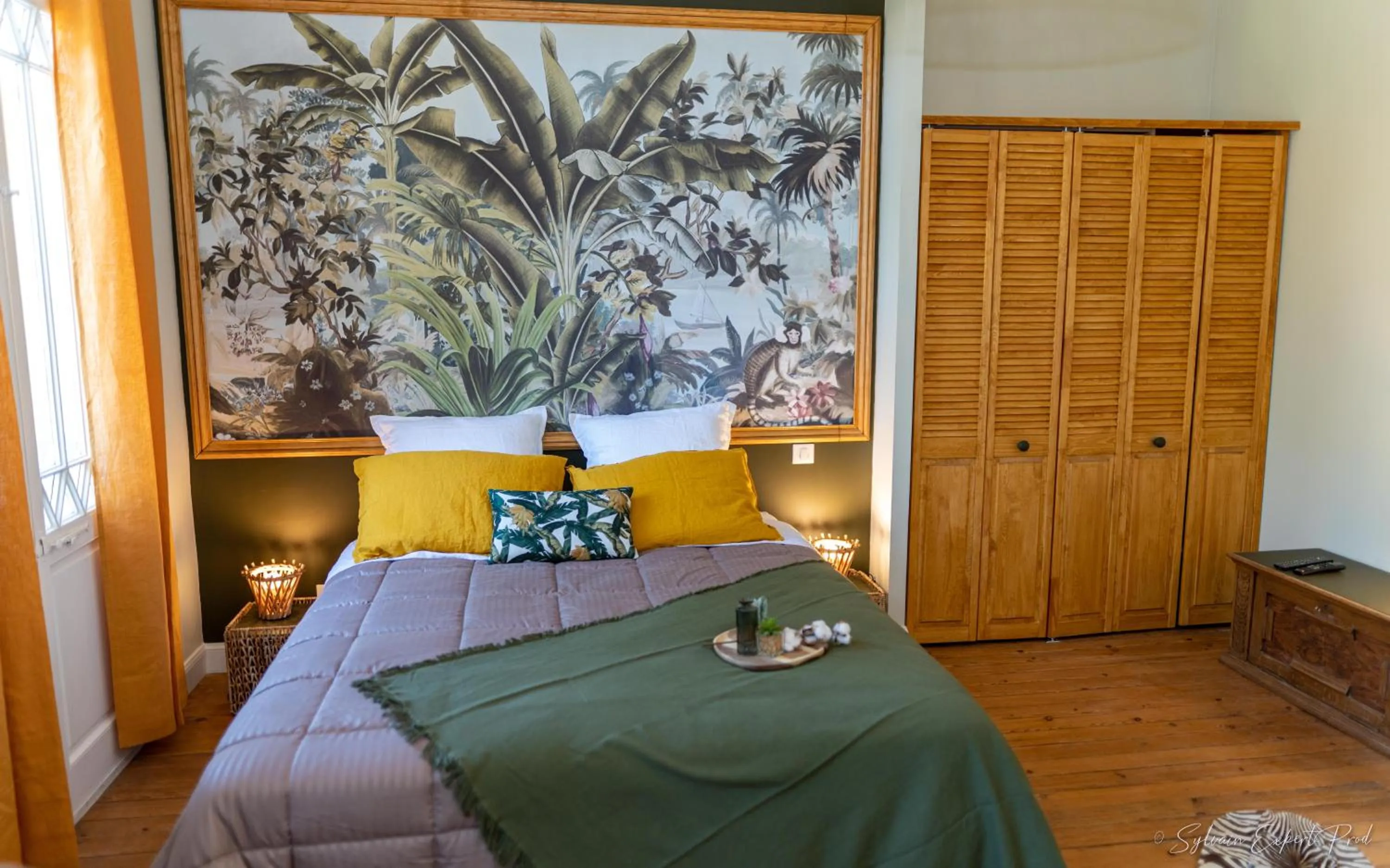 Bed in I love Bergerac