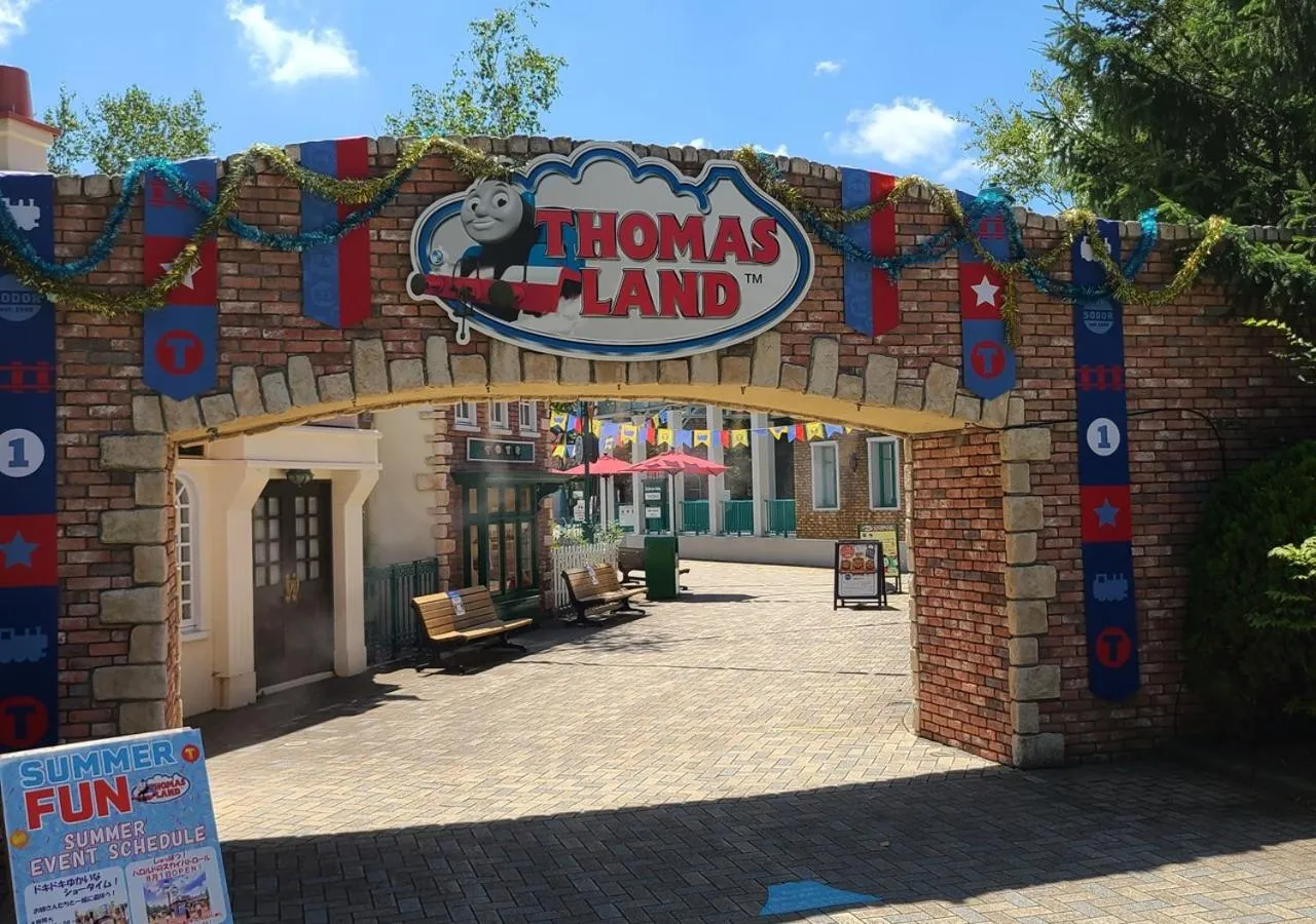 Nearby landmark in Bluebird Hotel