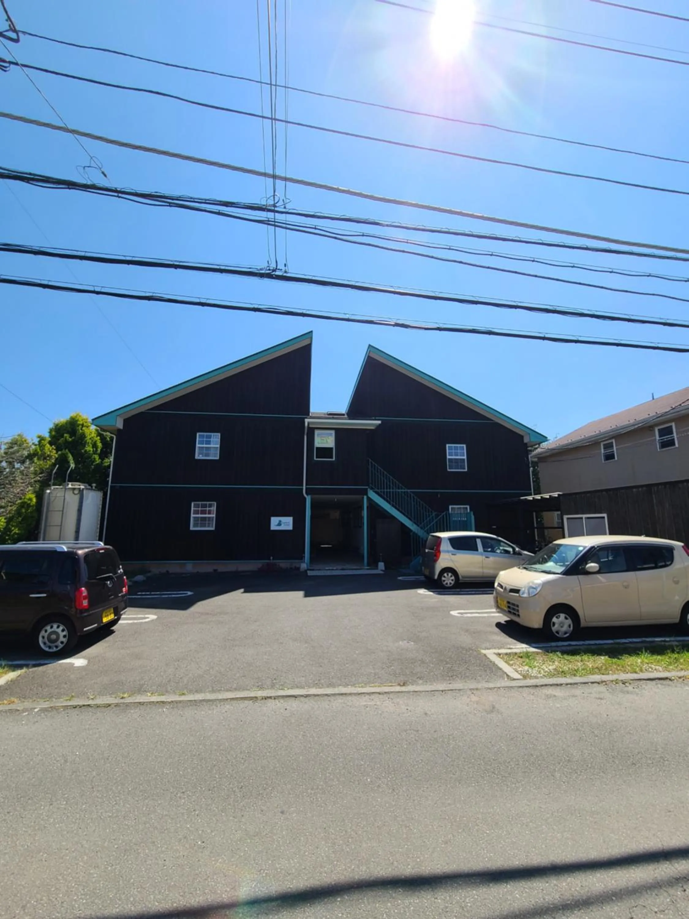 Facade/entrance in Bluebird Hotel