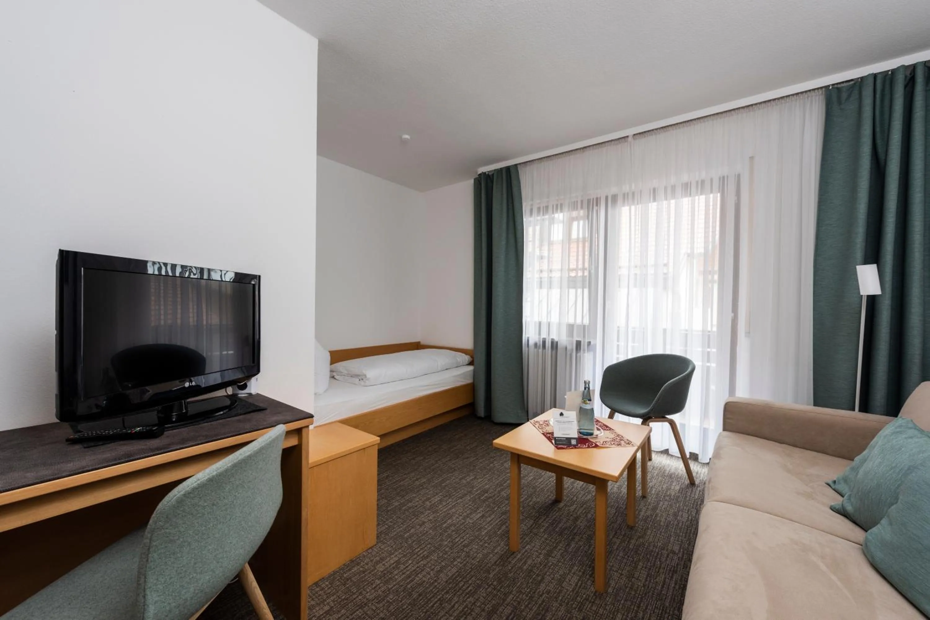 Photo of the whole room, Bed in Hotel Lindenhof Hubmersberg